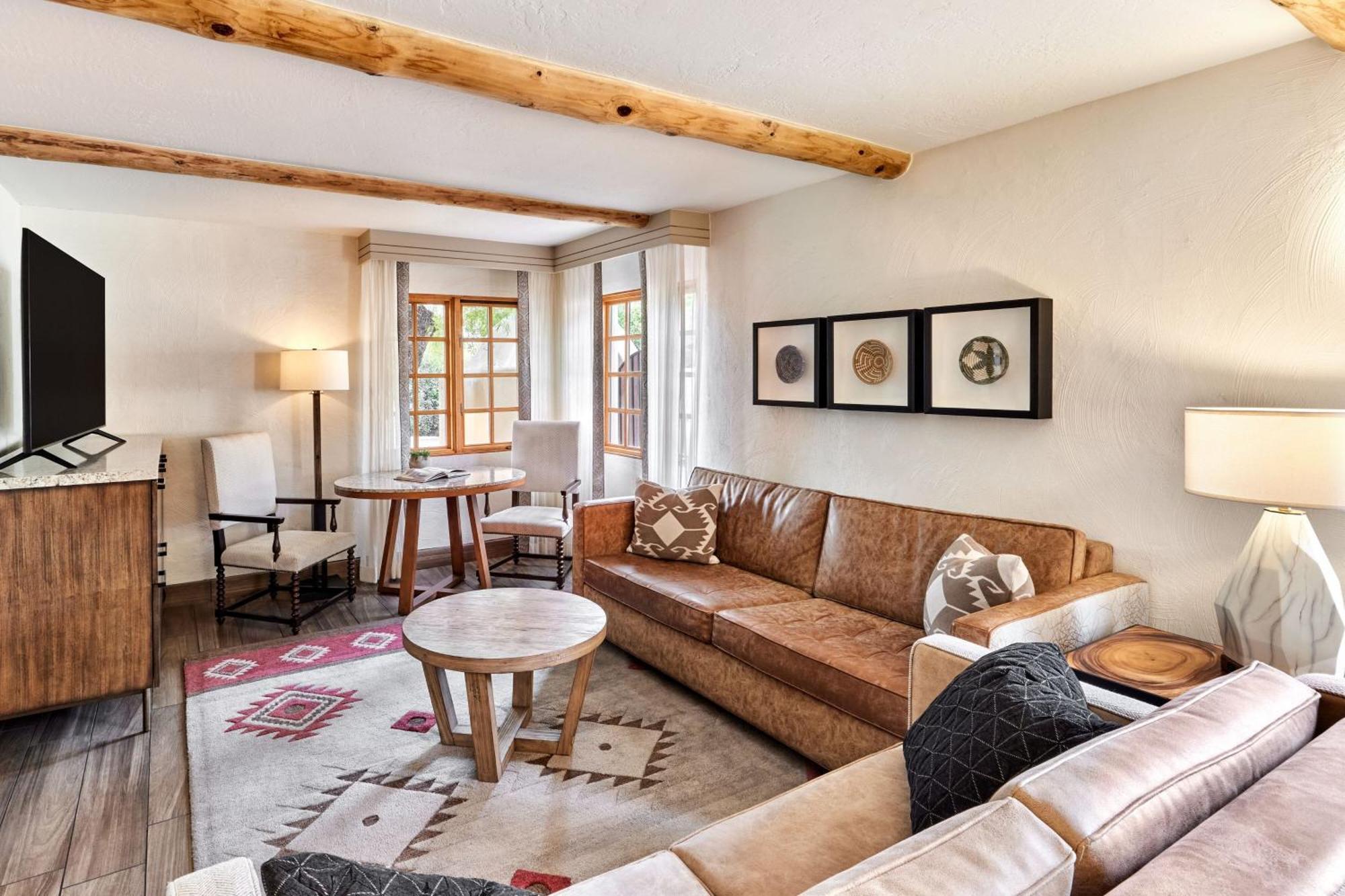 Two Bedroom Pool Suite, 2 Bedroom Suite