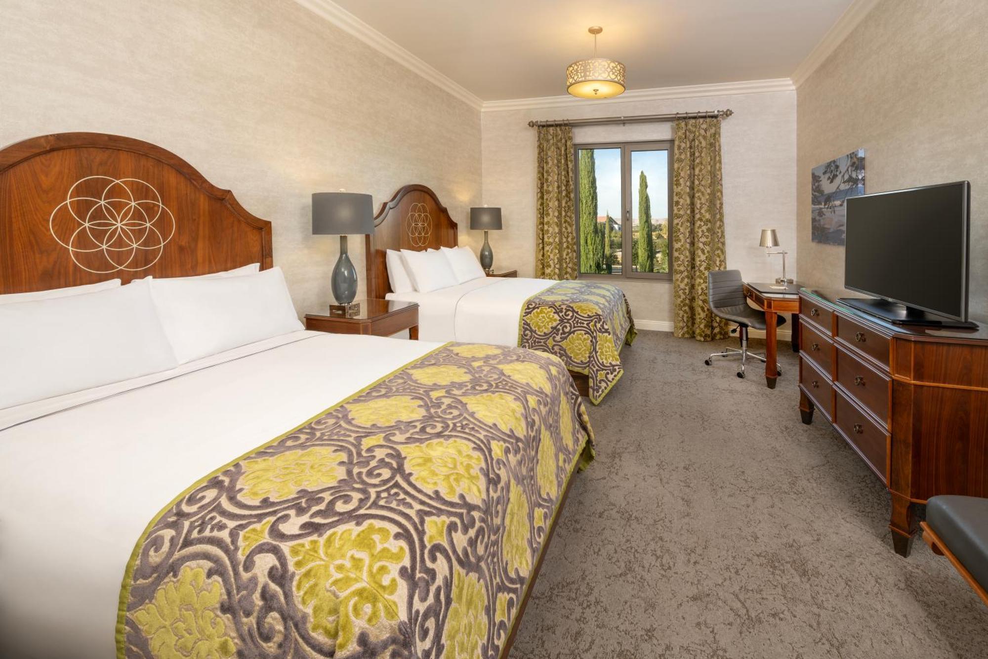 Superior Queen Room