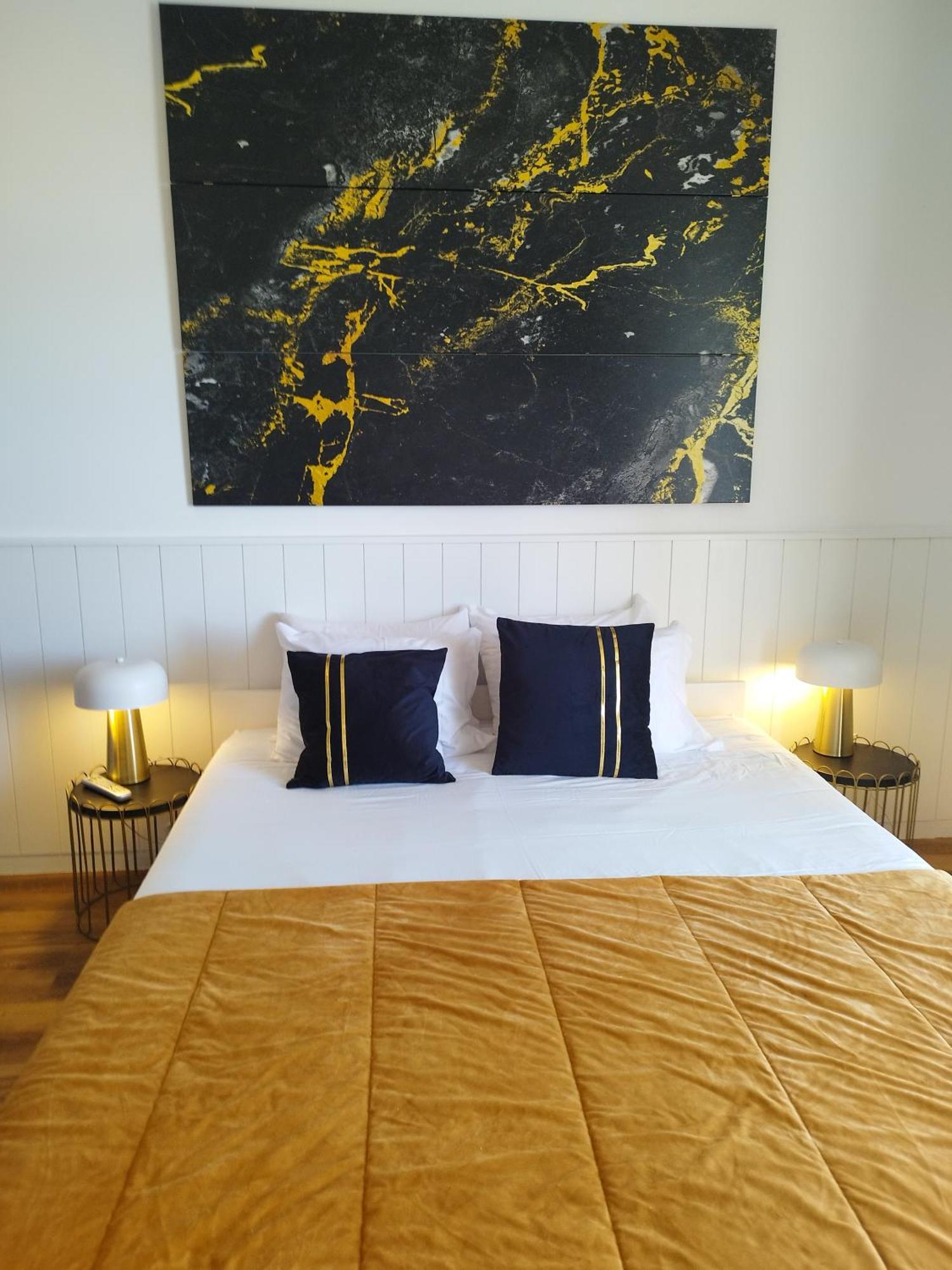 Double Room with Balcony,1503284320:JPEG