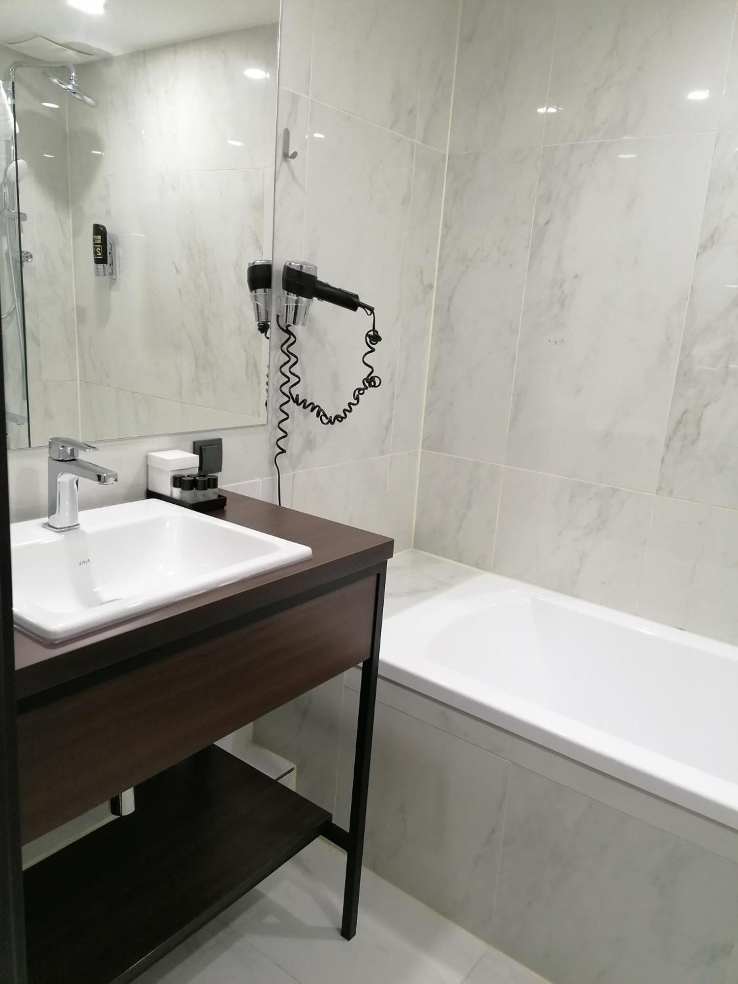 Triple Room,1580811231:JPEG