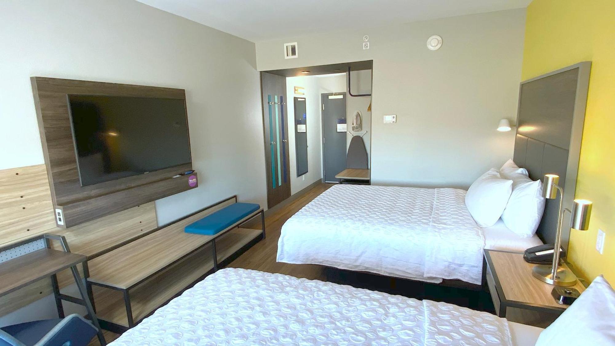 Queen Room with Two Queen Beds