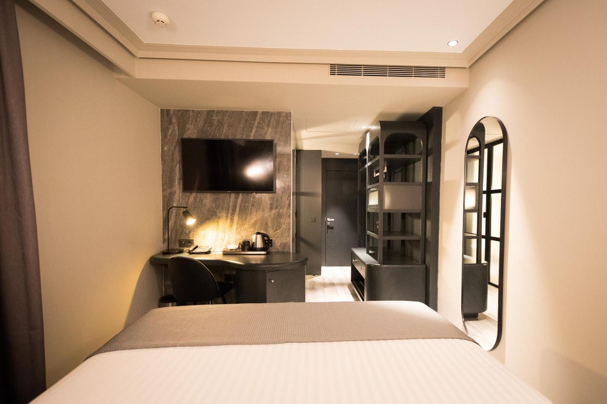 Triple Room,1284147055:JPEG