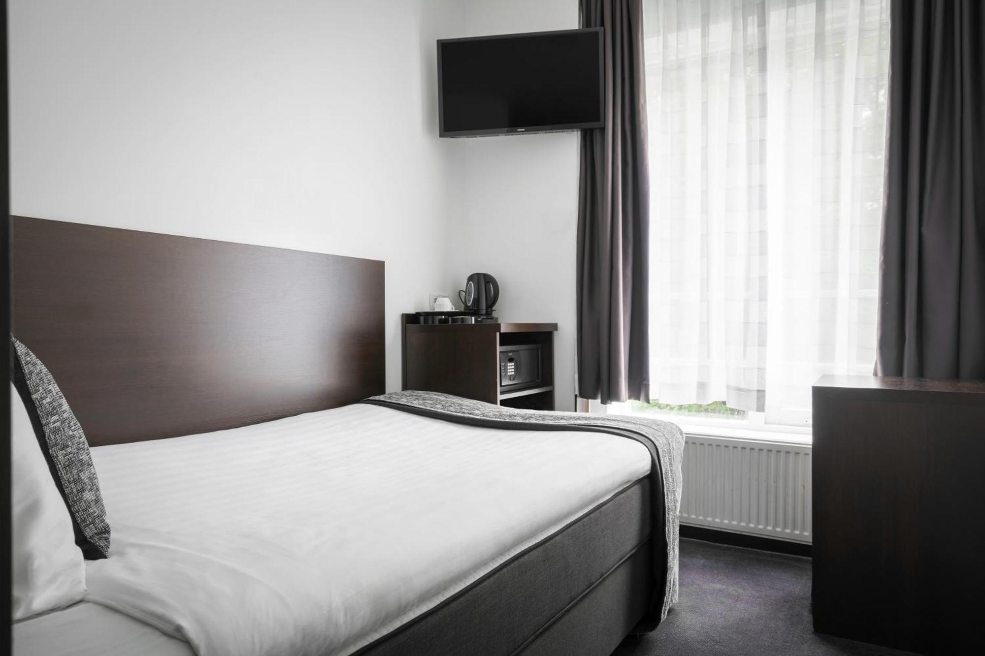 Single Room,1516414465:JPEG