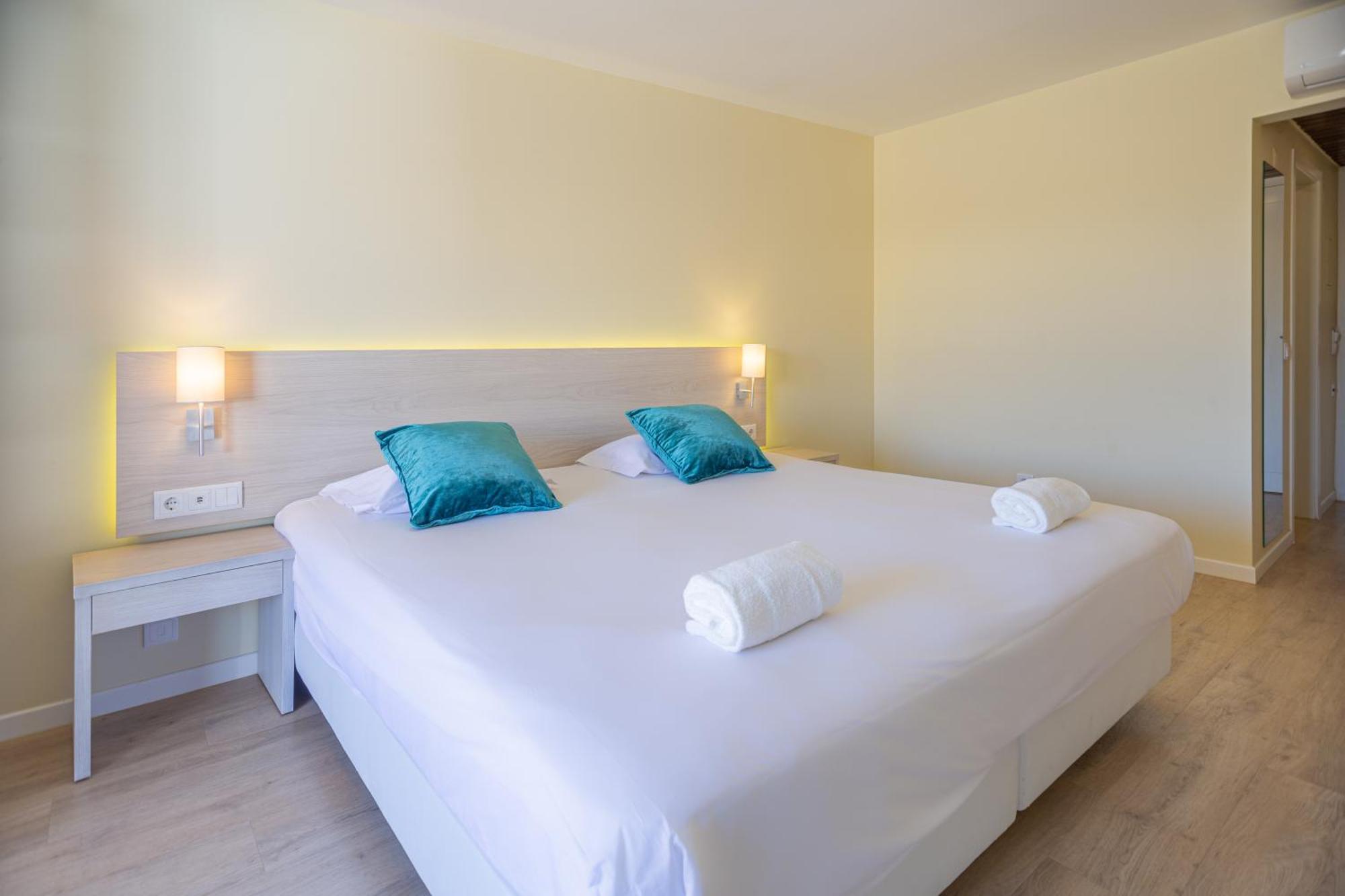 Quarto Económico