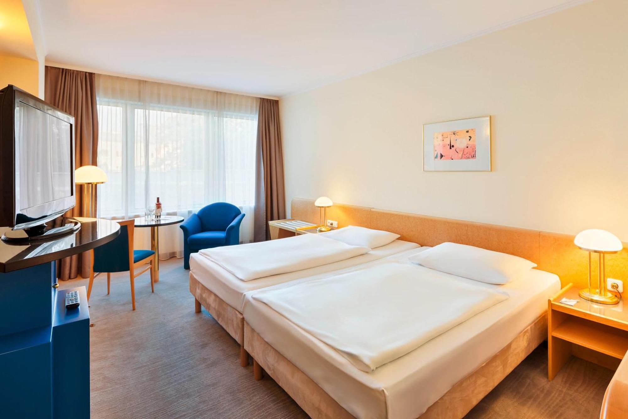 Standard Room,1516432414:JPEG