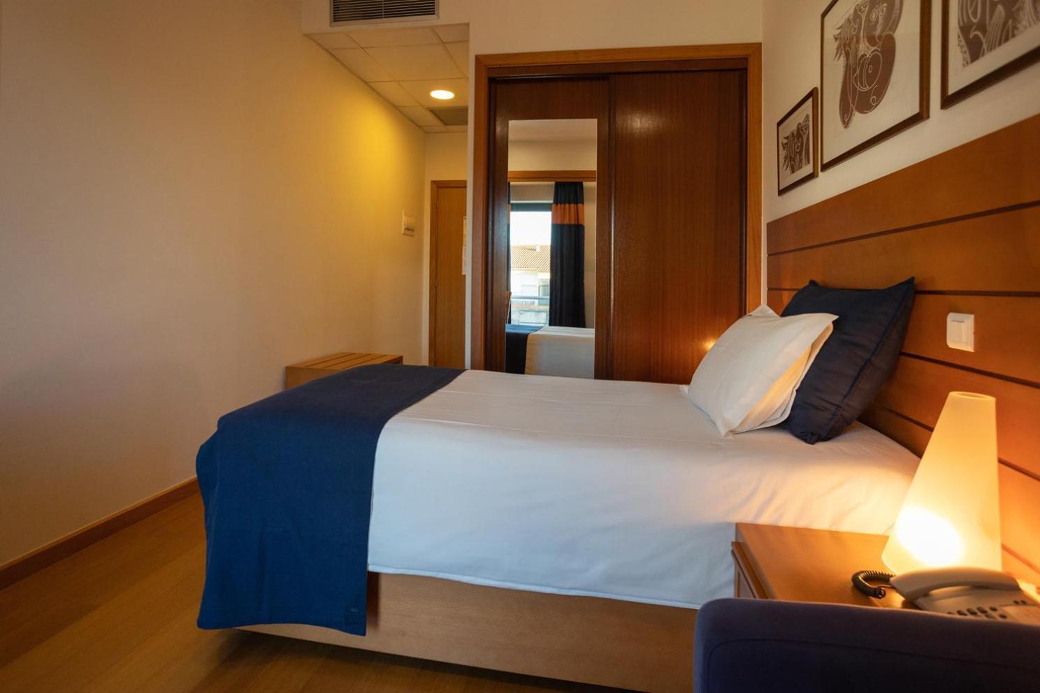 Single Room,1516462453:JPEG