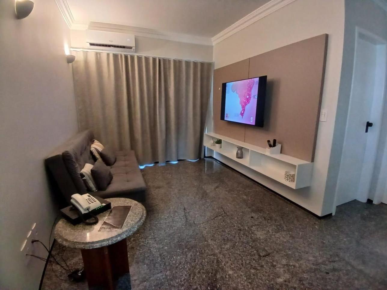Apartamento com 2 Quartos