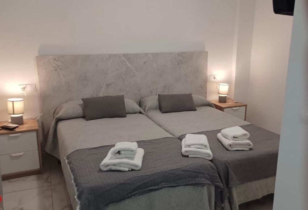 Twin Room with Private Bathroom,1589598173:JPEG