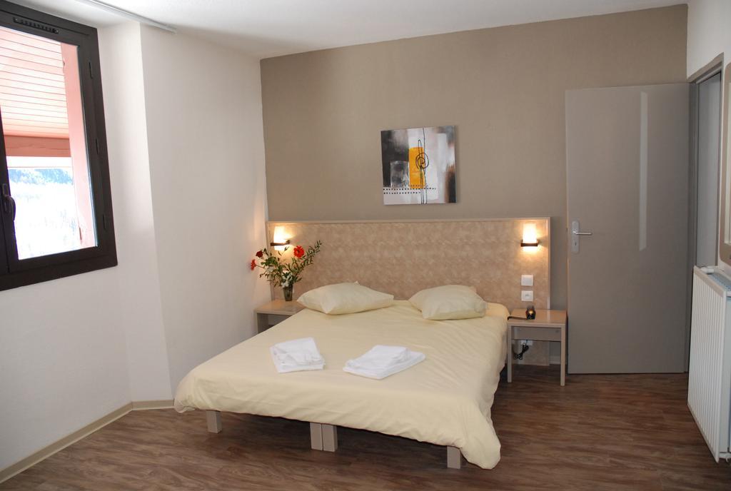 Chambre Double ou Lits Jumeaux Standard (2 Adultes)