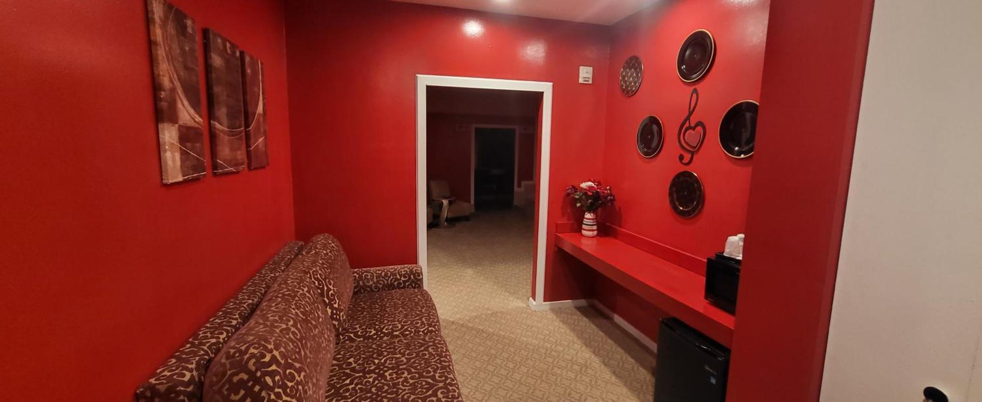 Superior King Suite