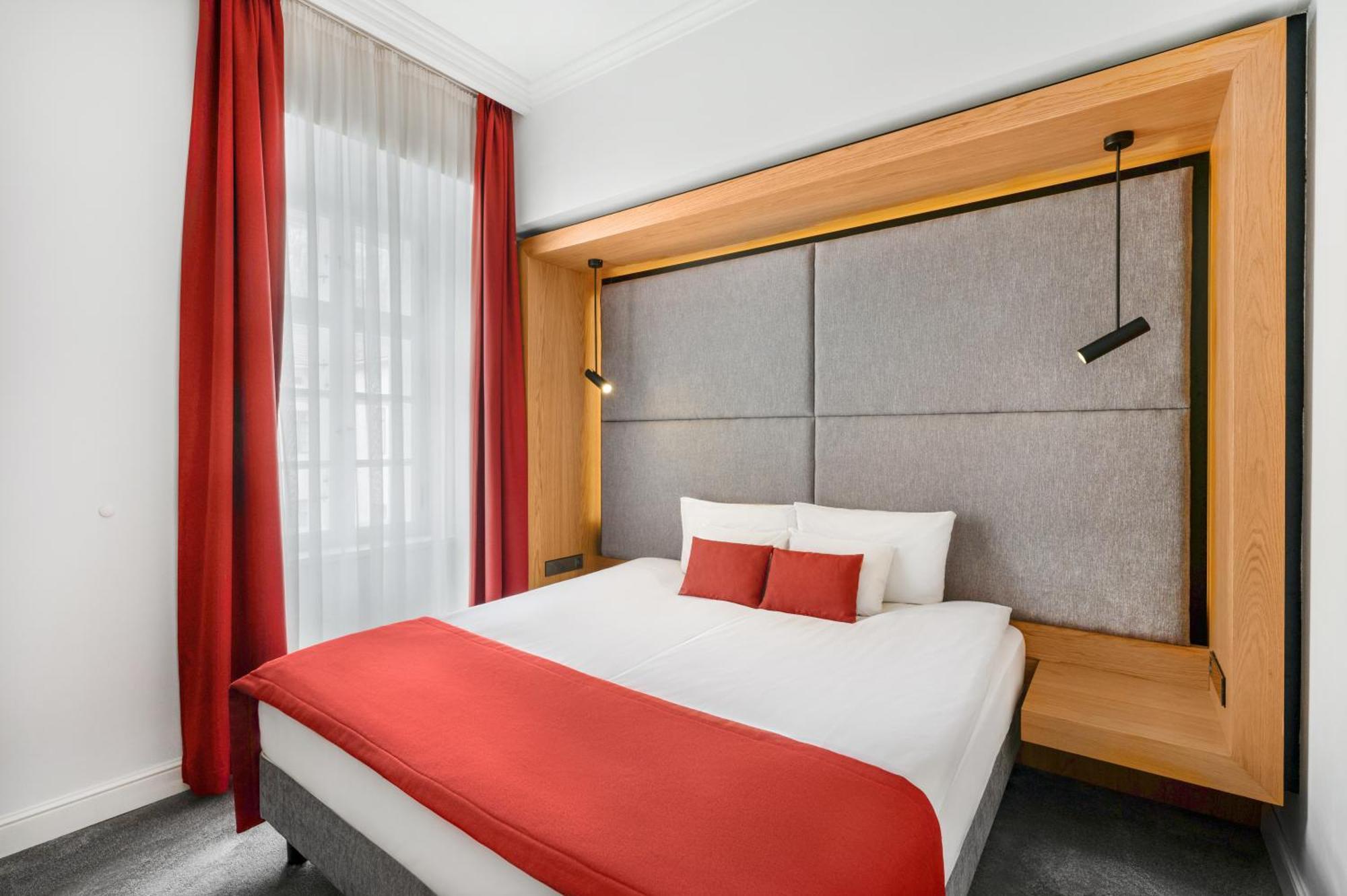 Superior Double Room,1525206514:JPEG