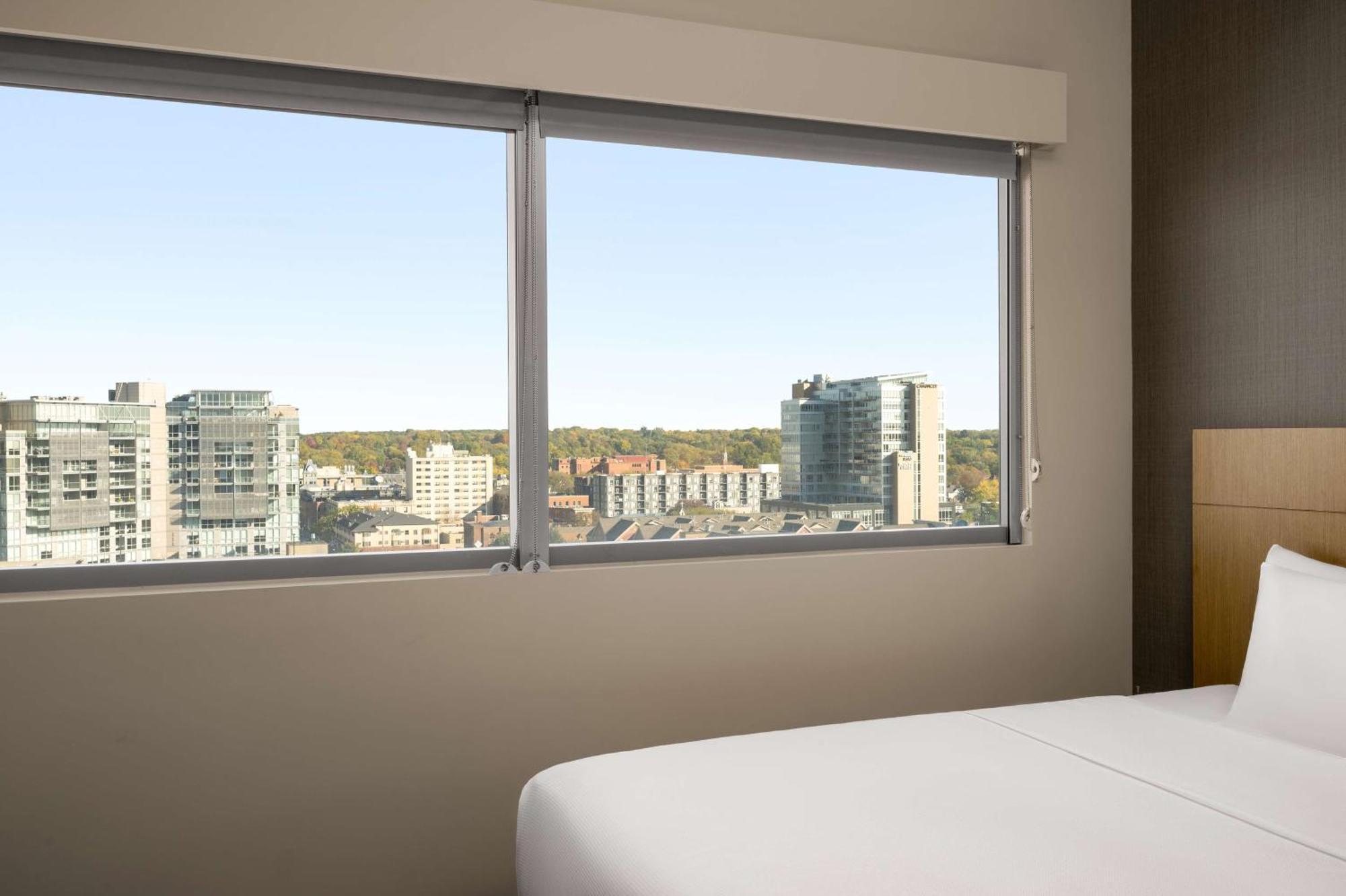 Queen Room with Two Queen Beds - High Floor