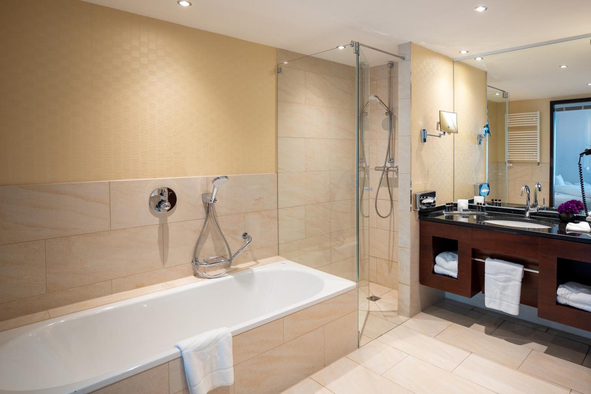 Junior Suite,1698852512:JPEG