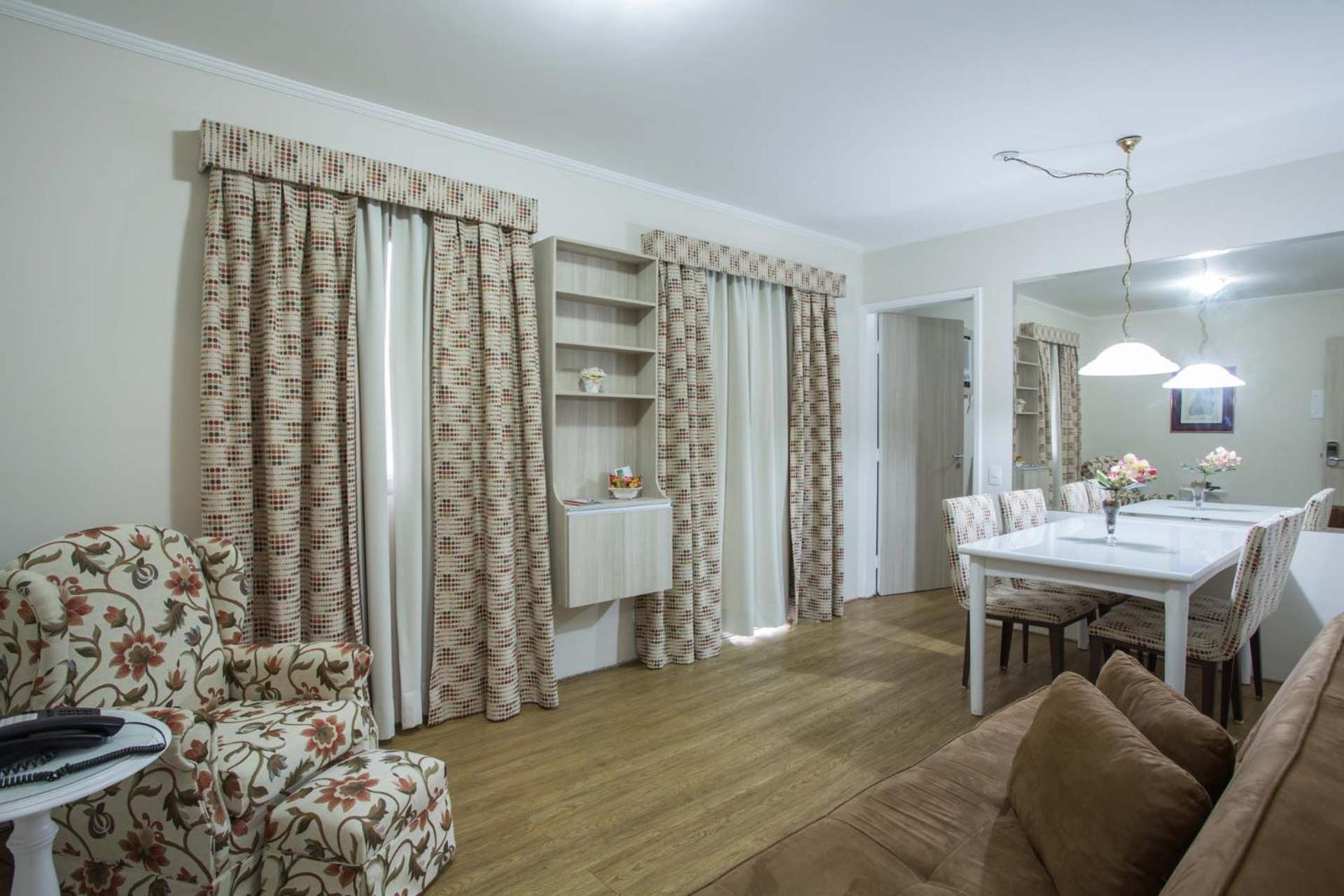 Quarto Deluxe com 2 Camas de Solteiro