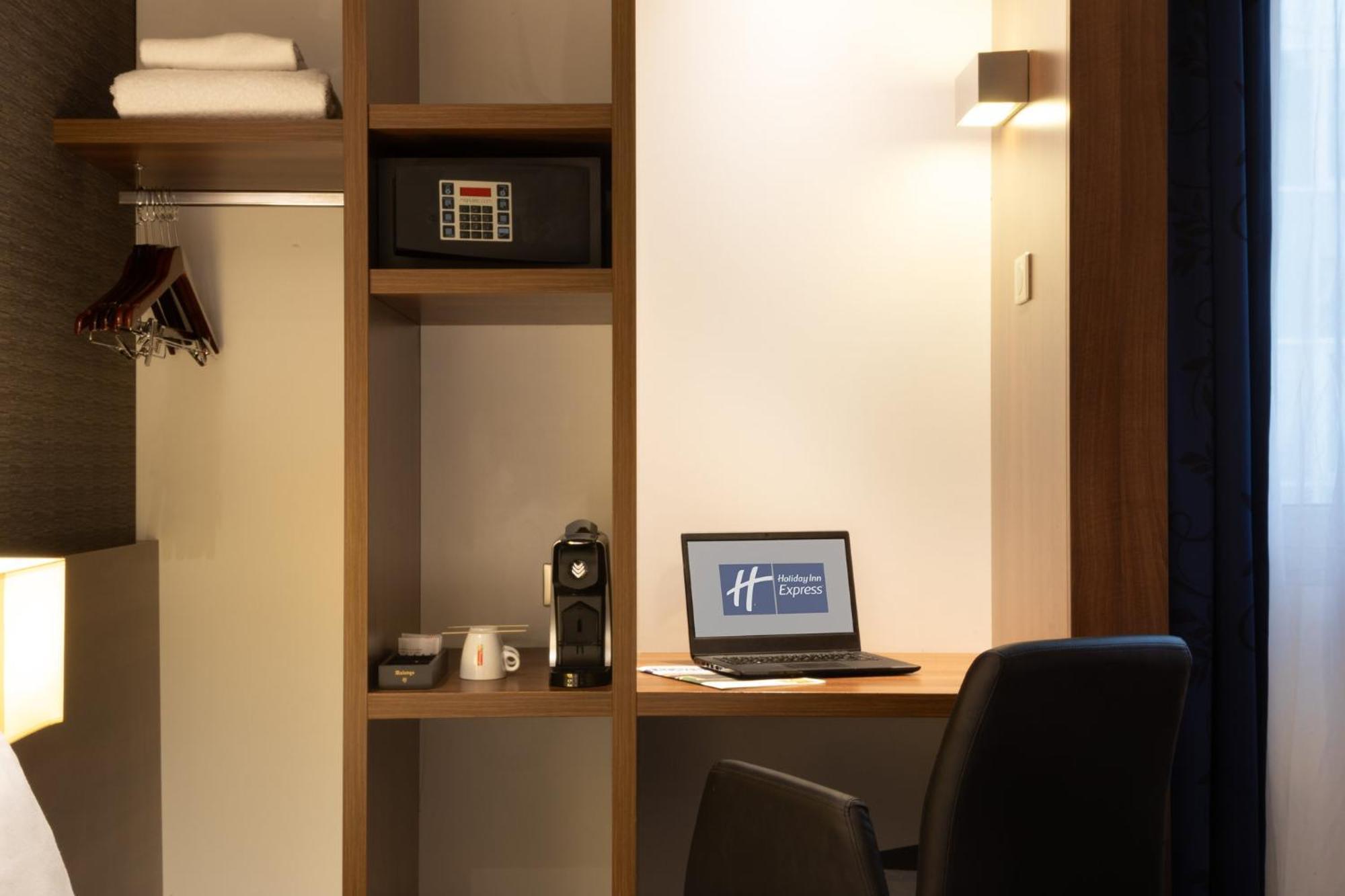Chambre Standard avec Petit-Déjeuner Gratuit