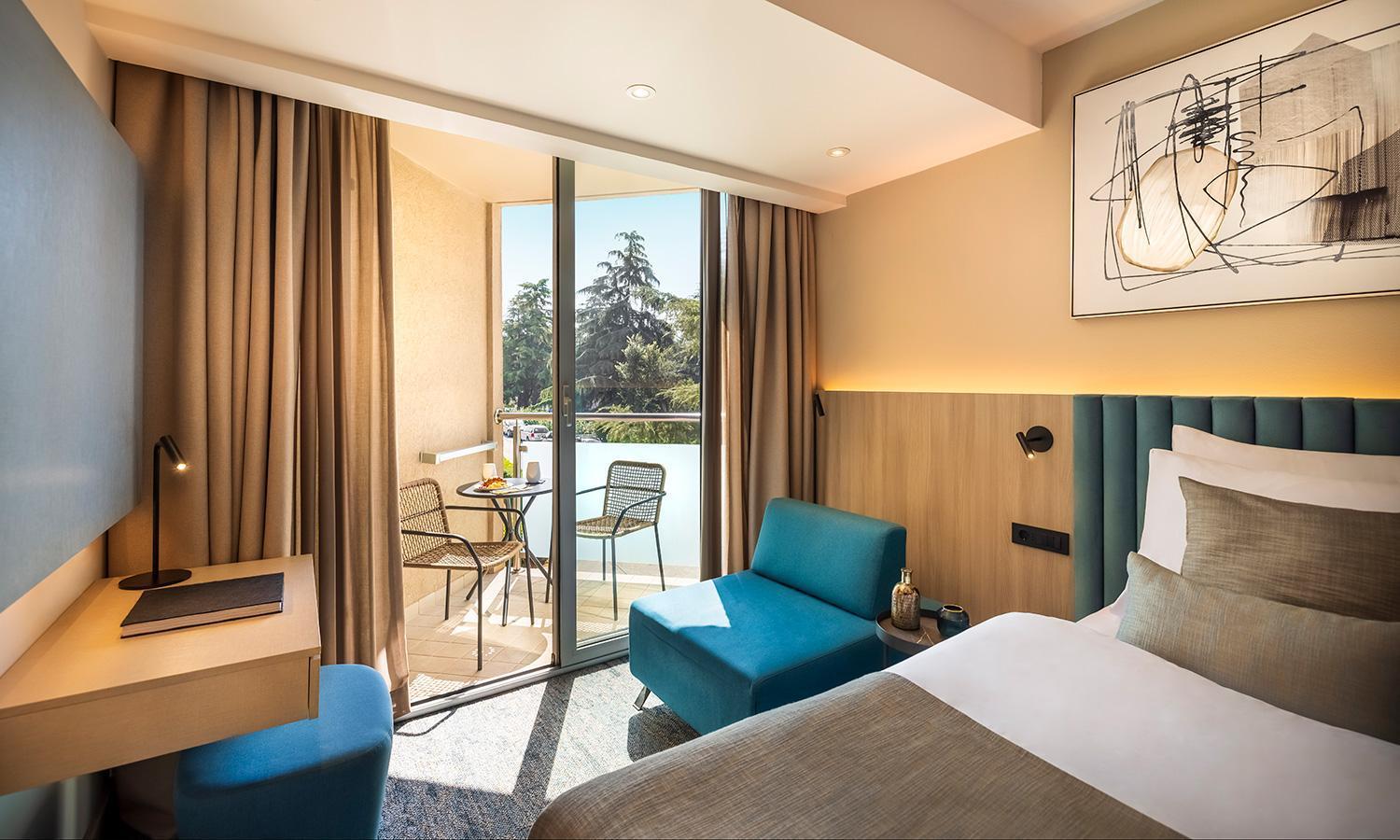 Superior Double Room with Balcony,1591487687:JPEG