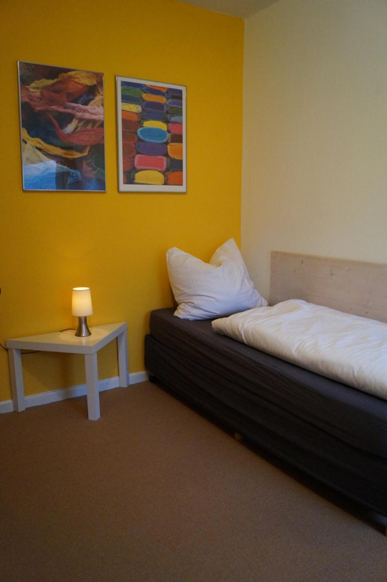 Small Double Room,1537279081:JPEG