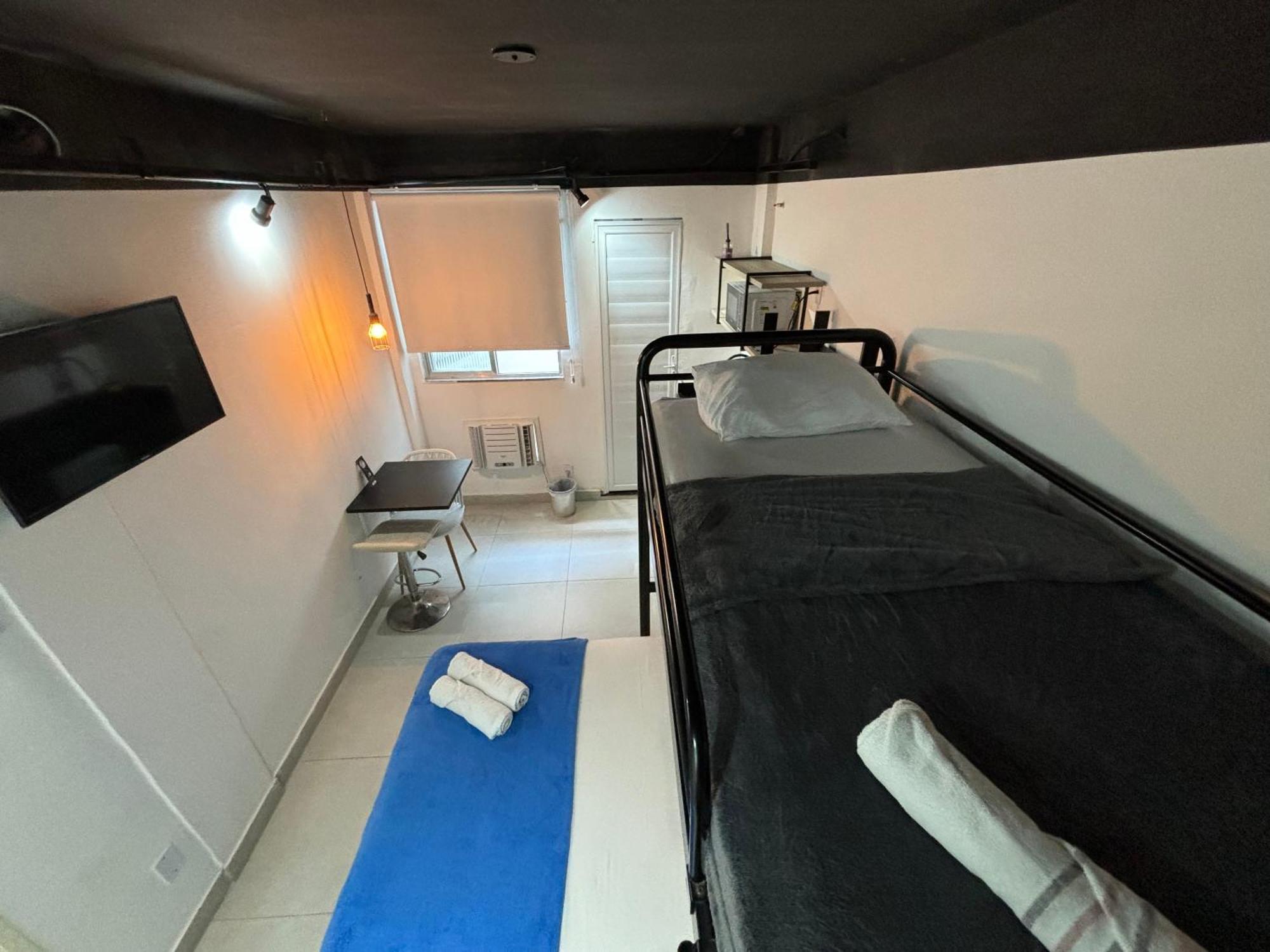Quarto Triplo com Casa de Banho