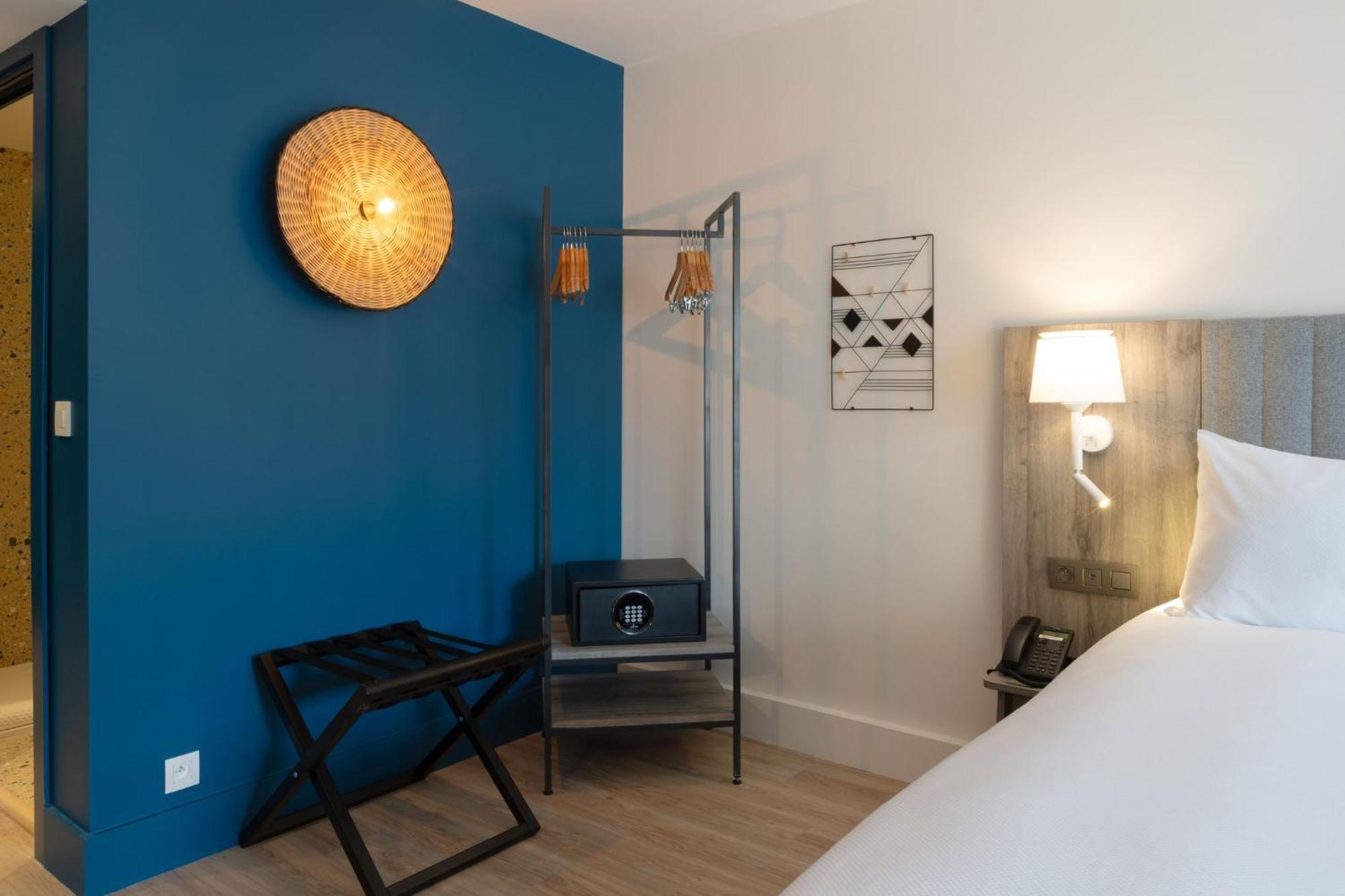 Studio met 2 Eenpersoonsbedden en Balkon