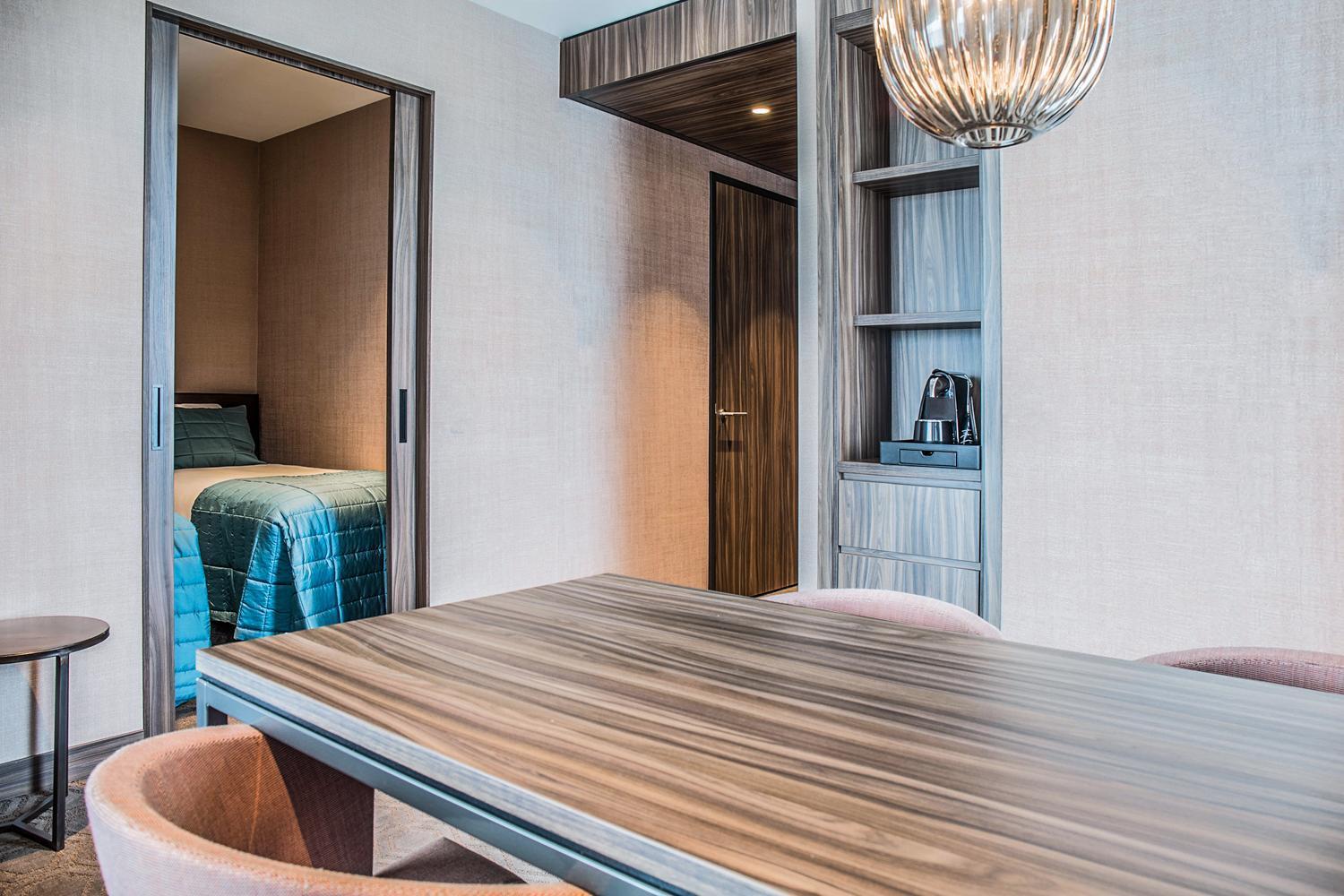 Family Room,1540806331:JPEG