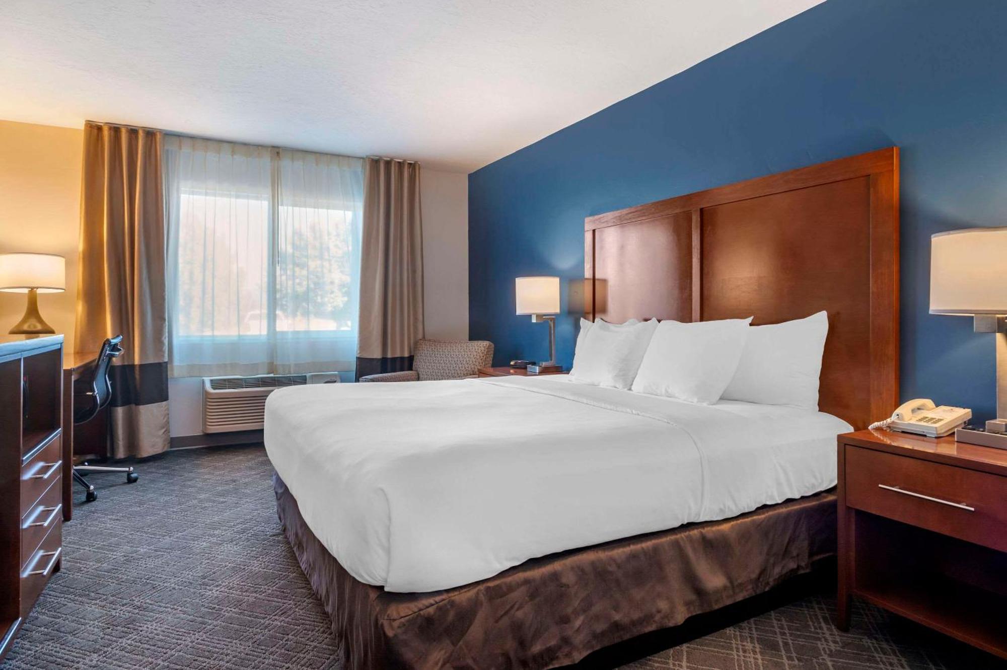 King Room - Accessible/Non-Smoking