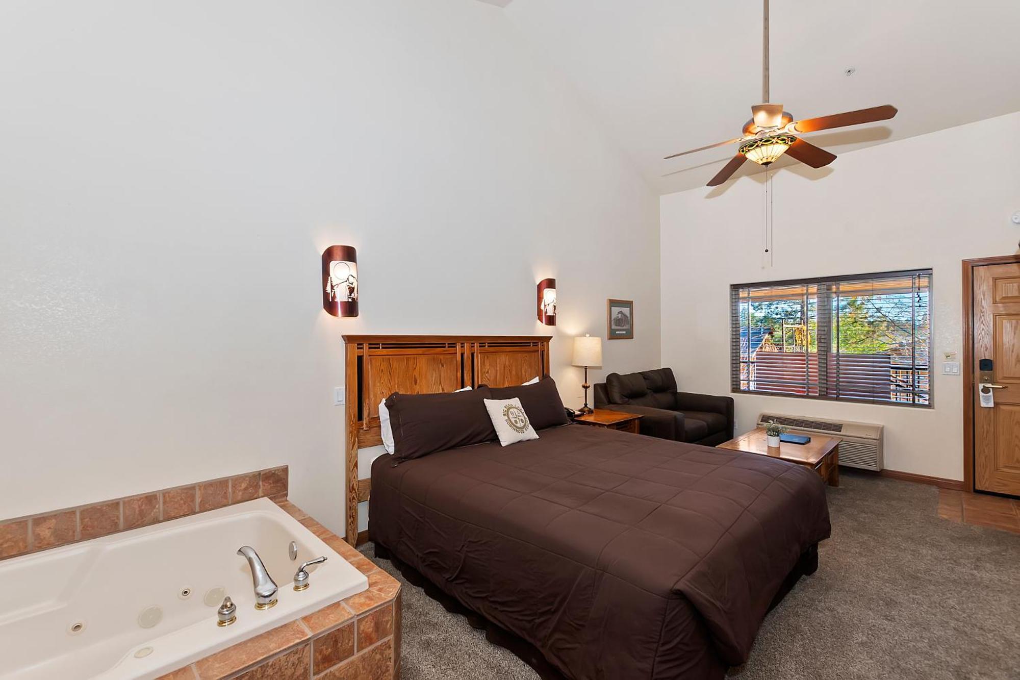 King Room with Spa Bath