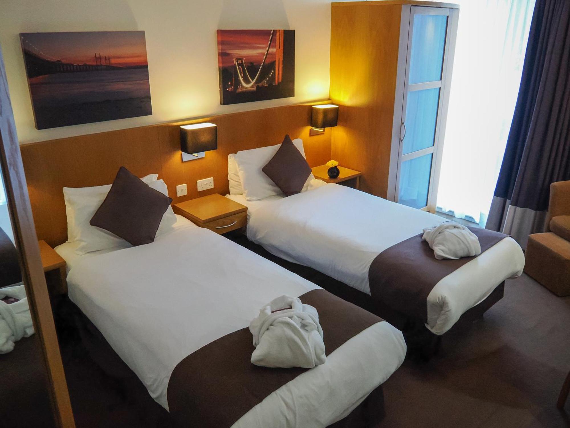 Twin Room,1541629645:JPEG