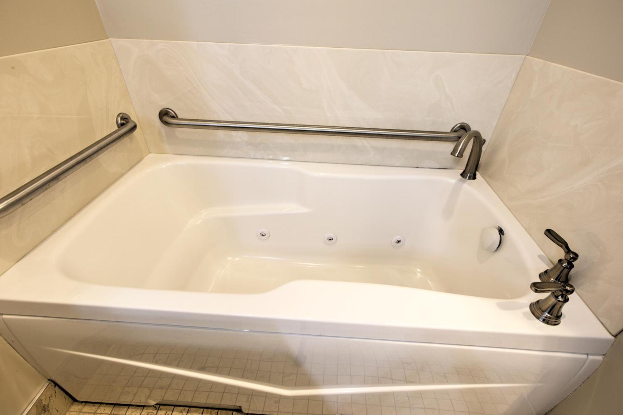 Double Room with Spa Bath
