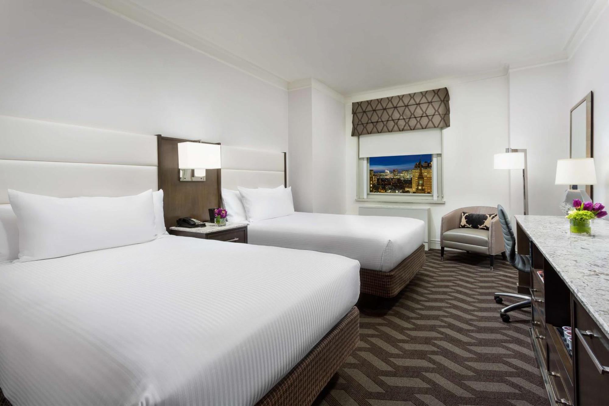 Superior Kamer met 2 Queensize Bedden - Uitzicht op de Stad