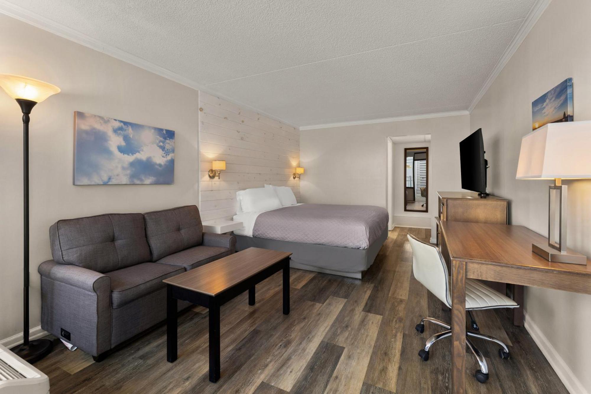 Deluxe King Room