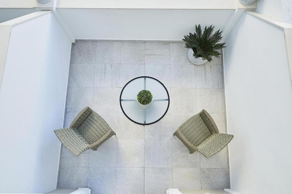 Tweepersoonskamer met Terras
