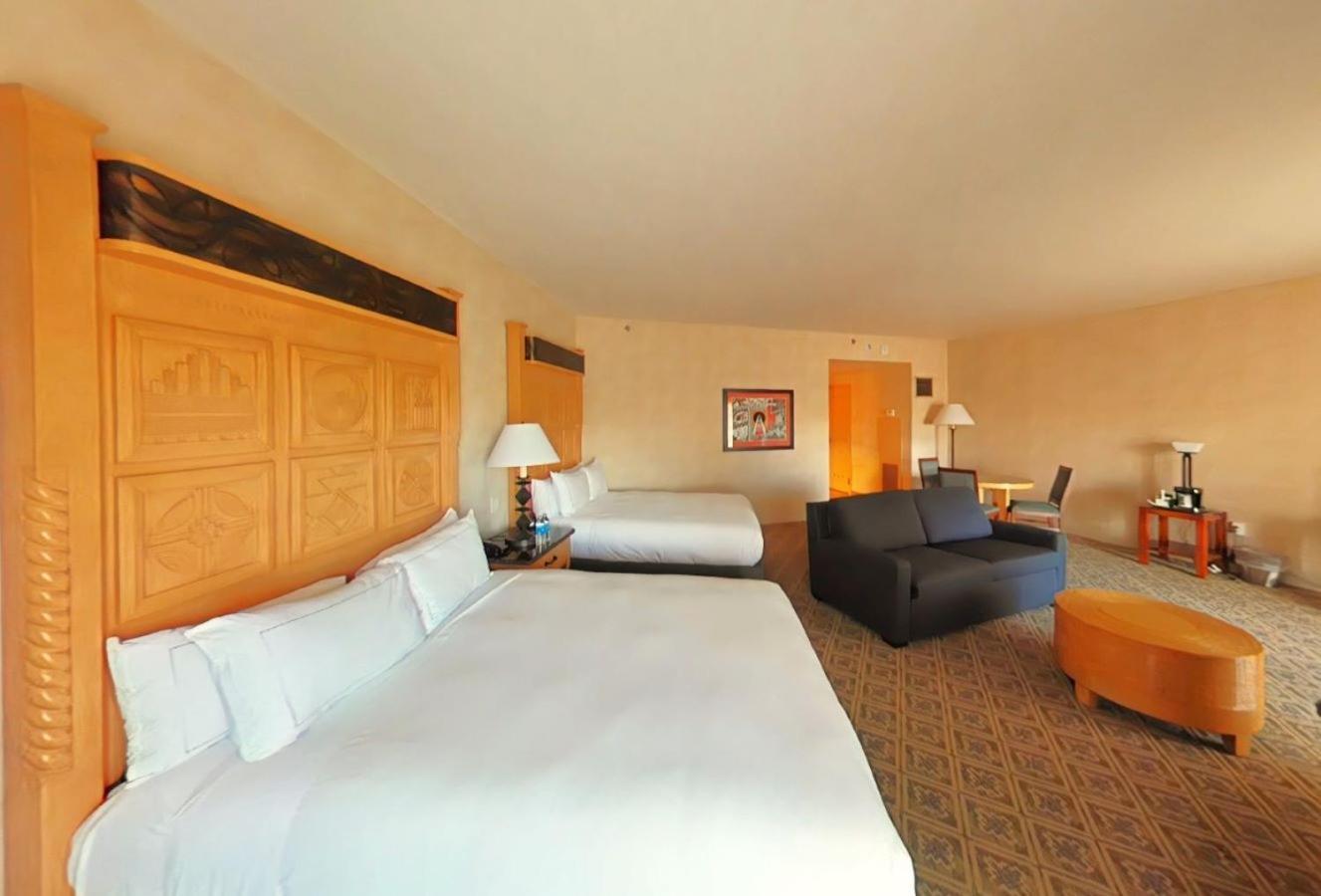 Studio Suite with Two Queen Beds