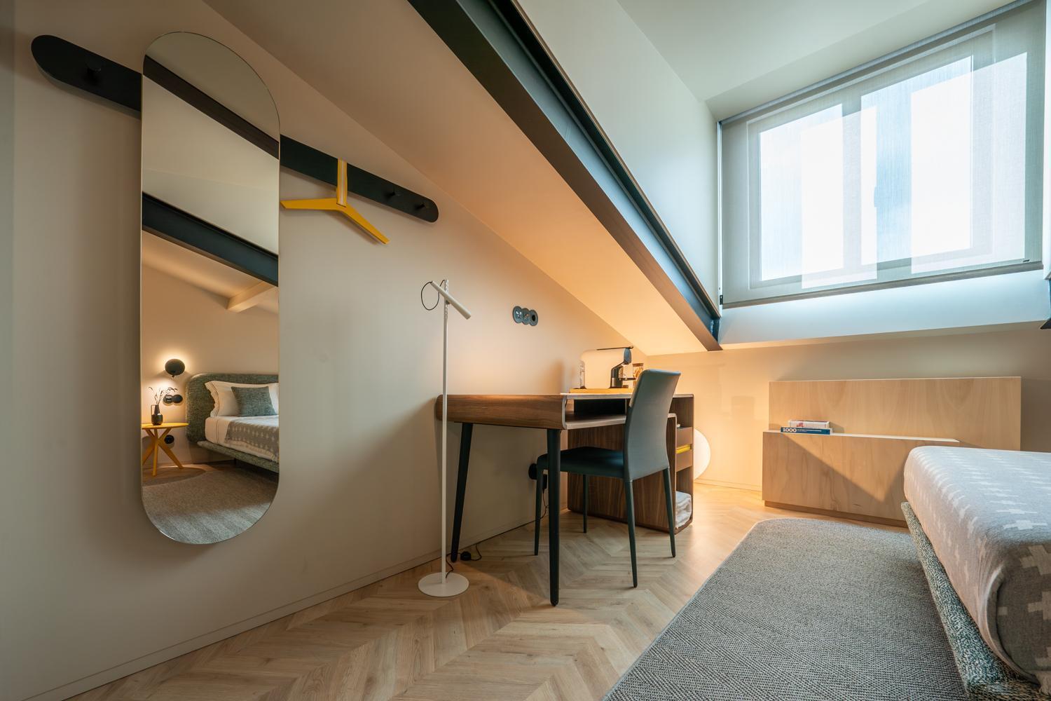 Quarto Duplo