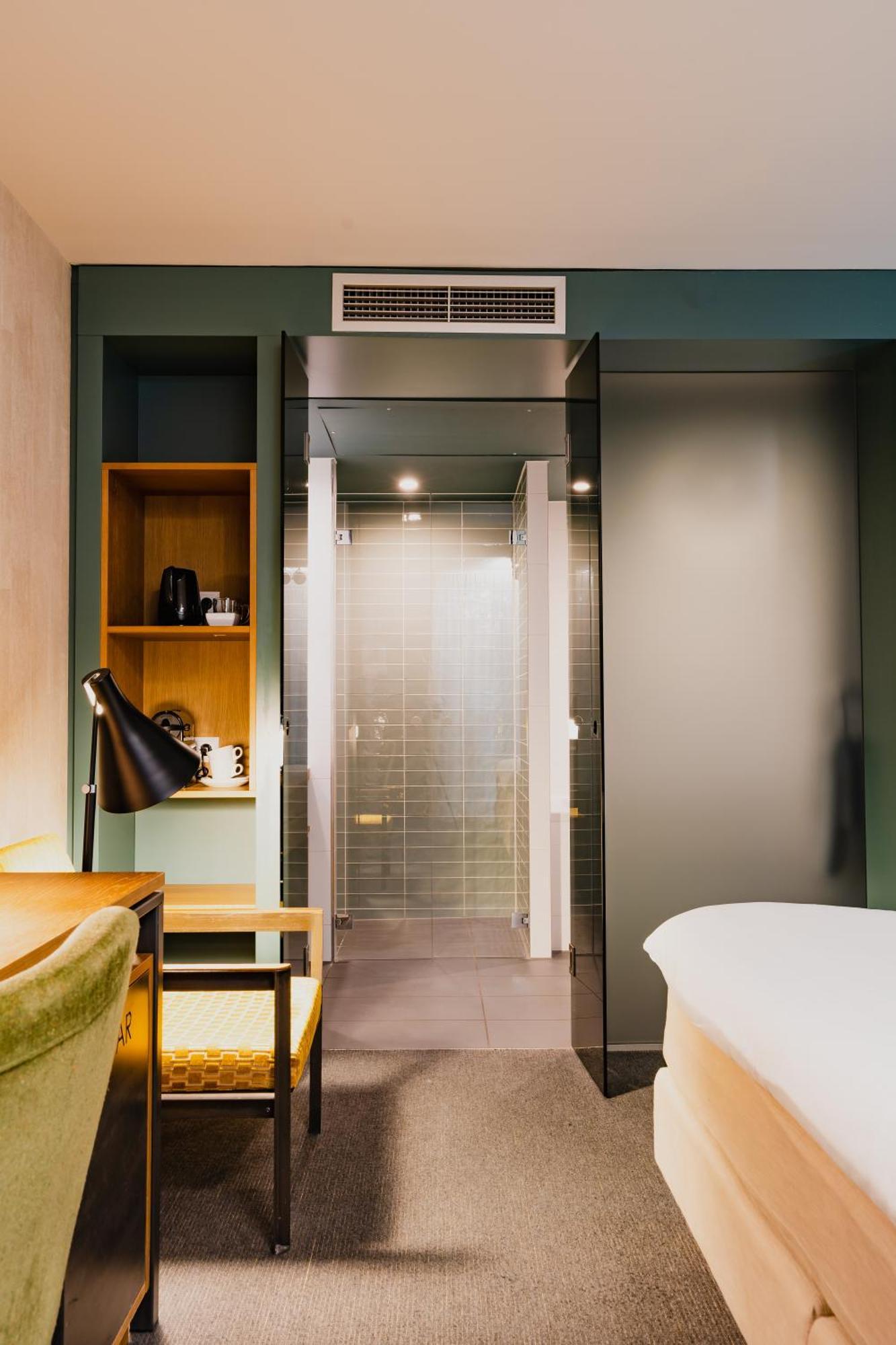 Chambre Double ou Lits Jumeaux Intérieure - Vue sur Atrium