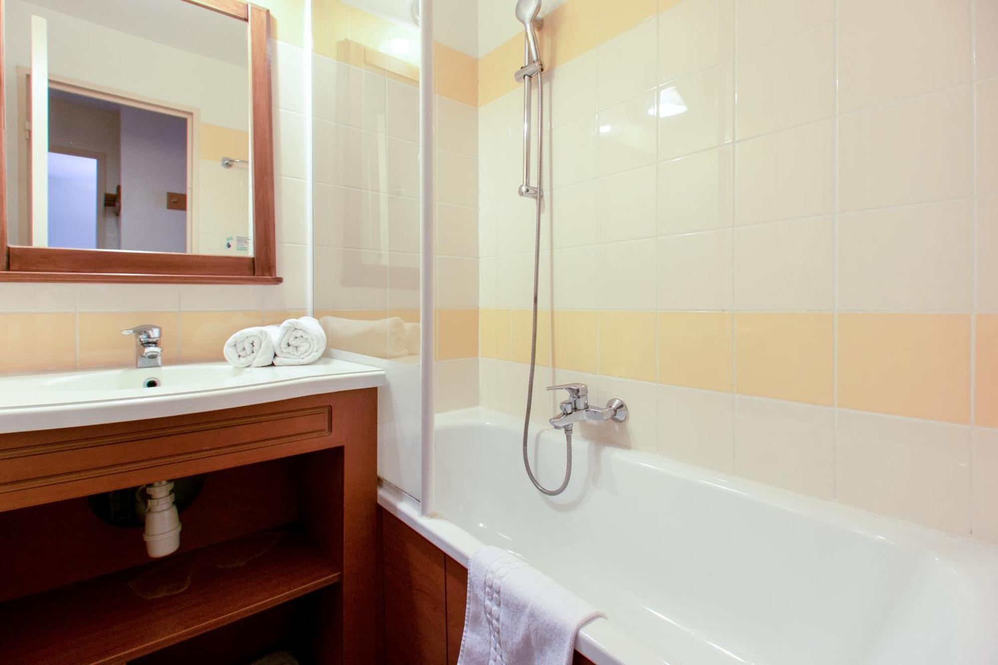 Appartement 1 Chambre avec Balcon (5 Personnes)