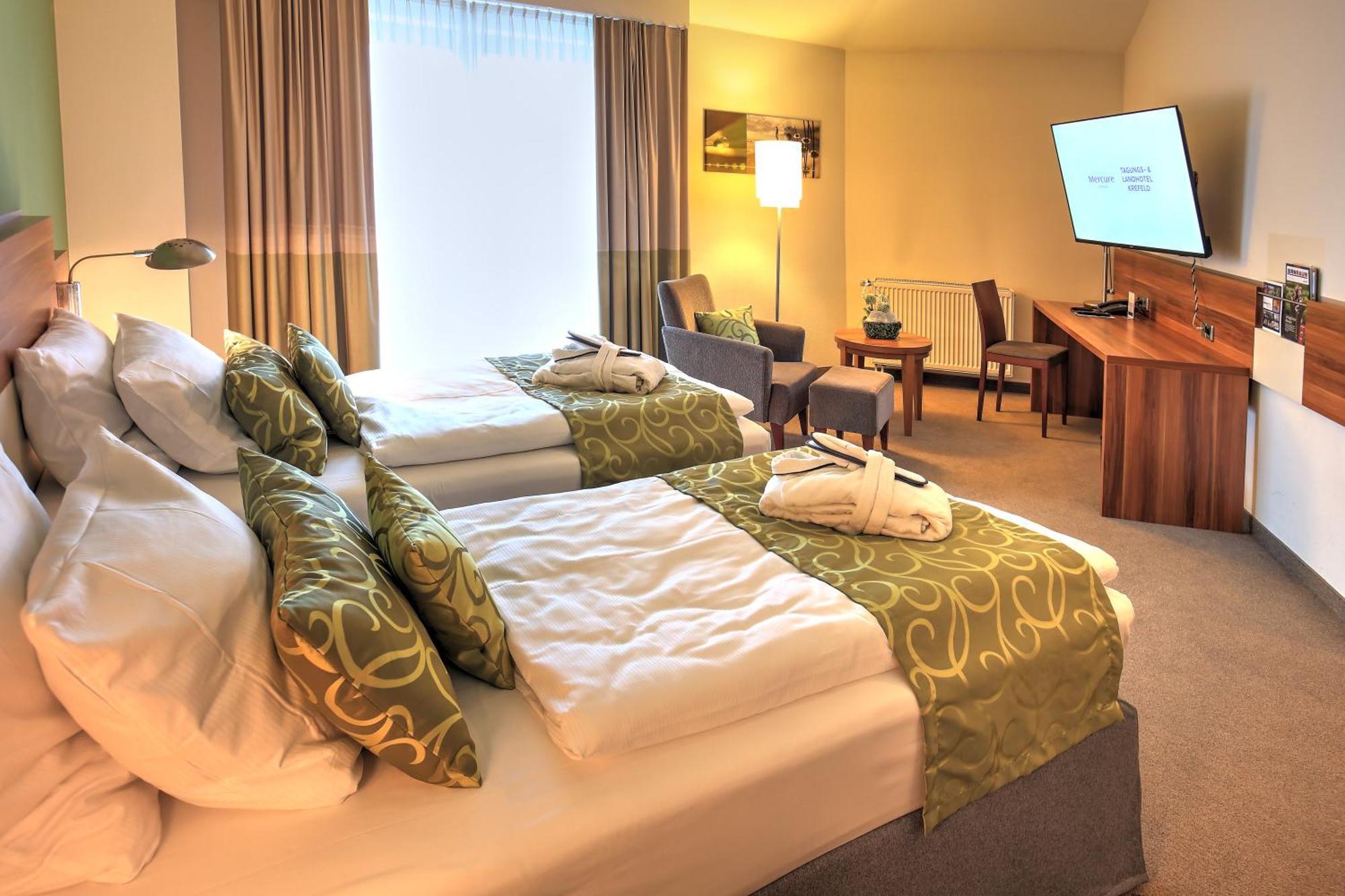 Superior Twin Room,1545540697:JPEG