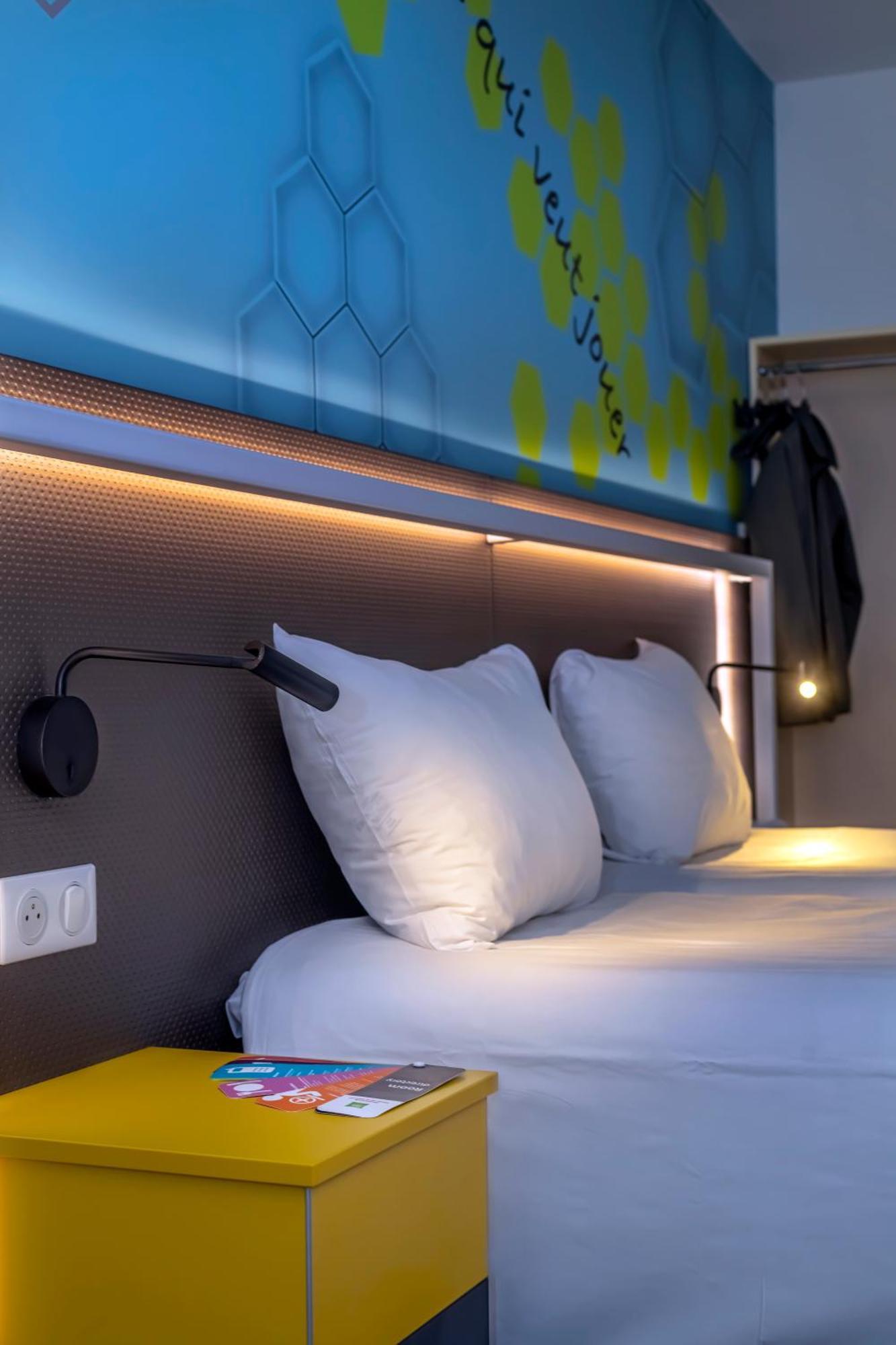 Standard Twin Room,1545537139:JPEG