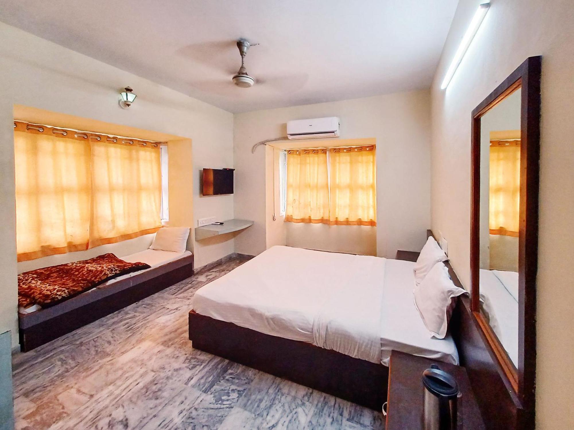 Superior Triple Room