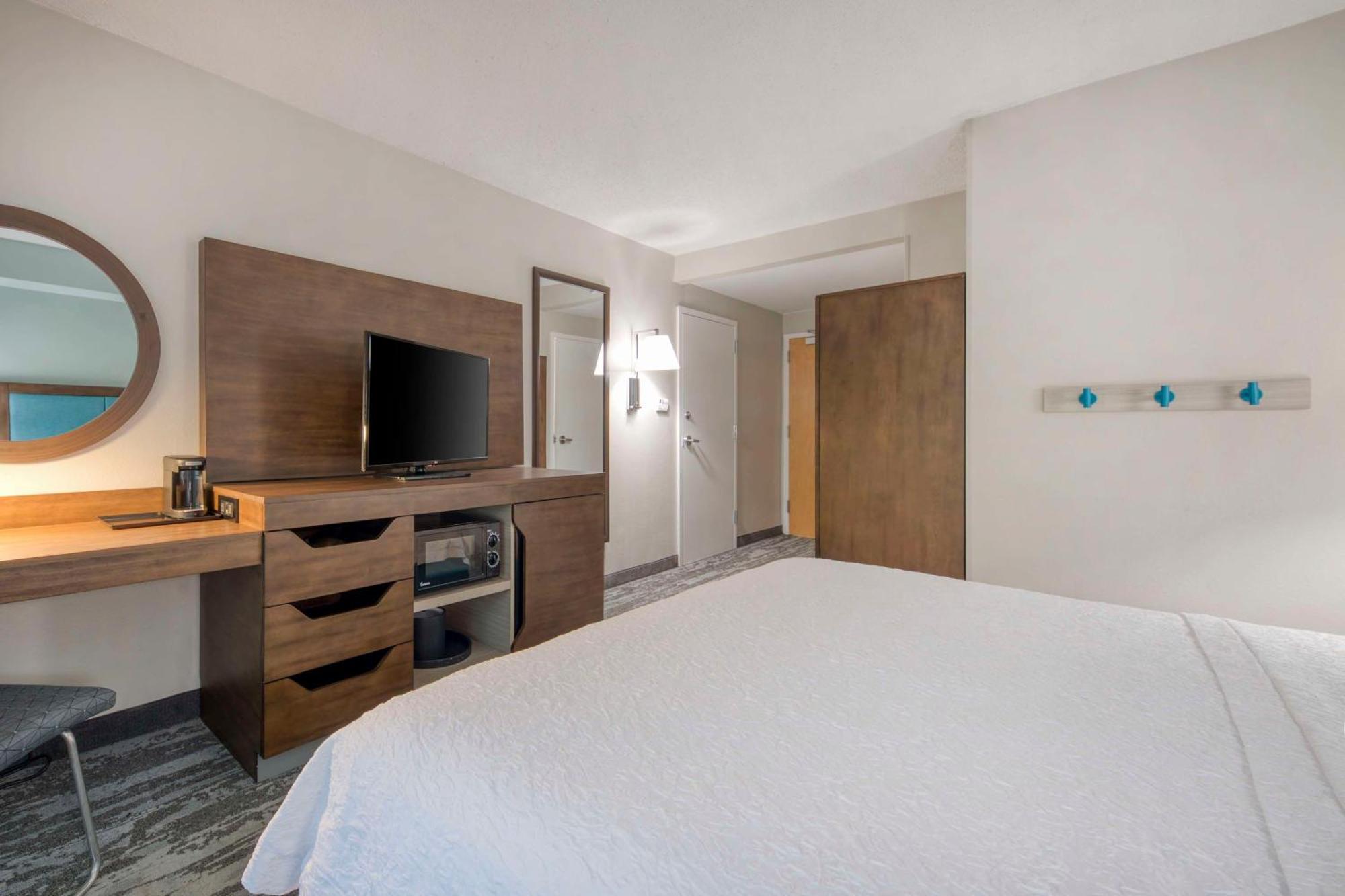 King Room - Mobility Access/Non-Smoking