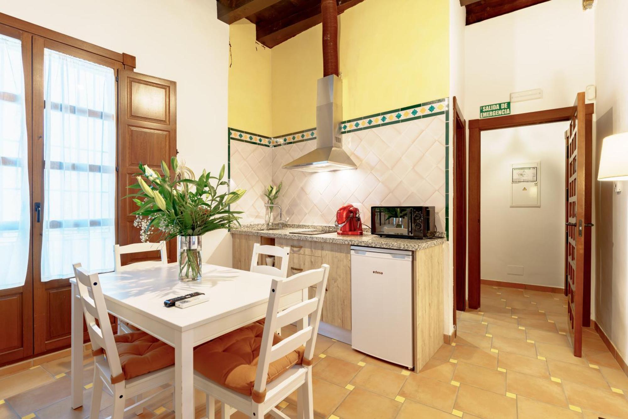 Apartamento com 1 Quarto