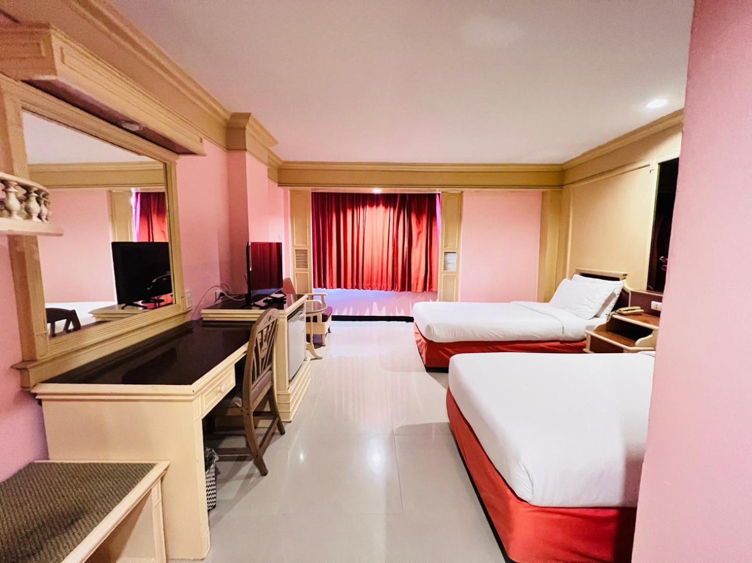 Superior Twin Room