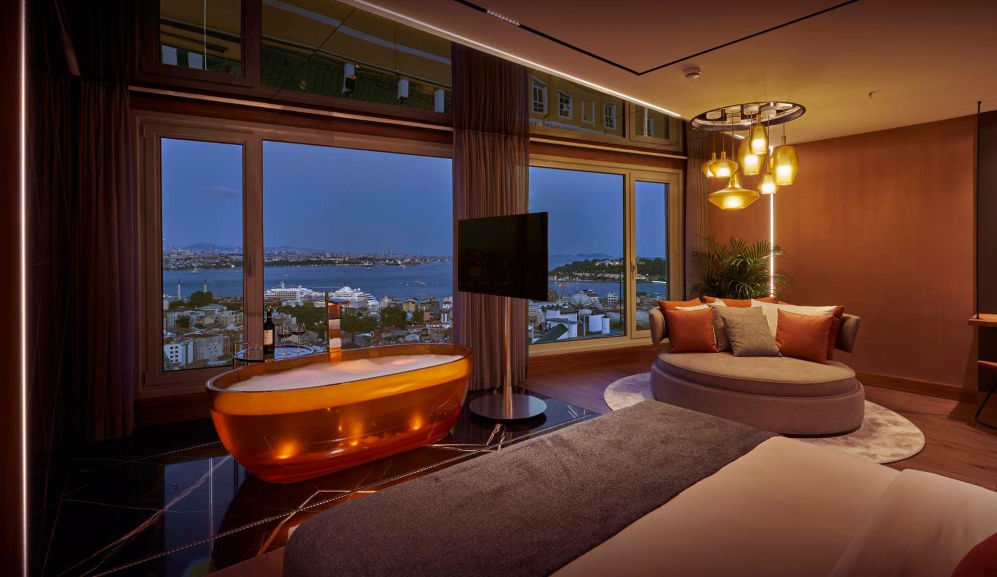 Suite Amber