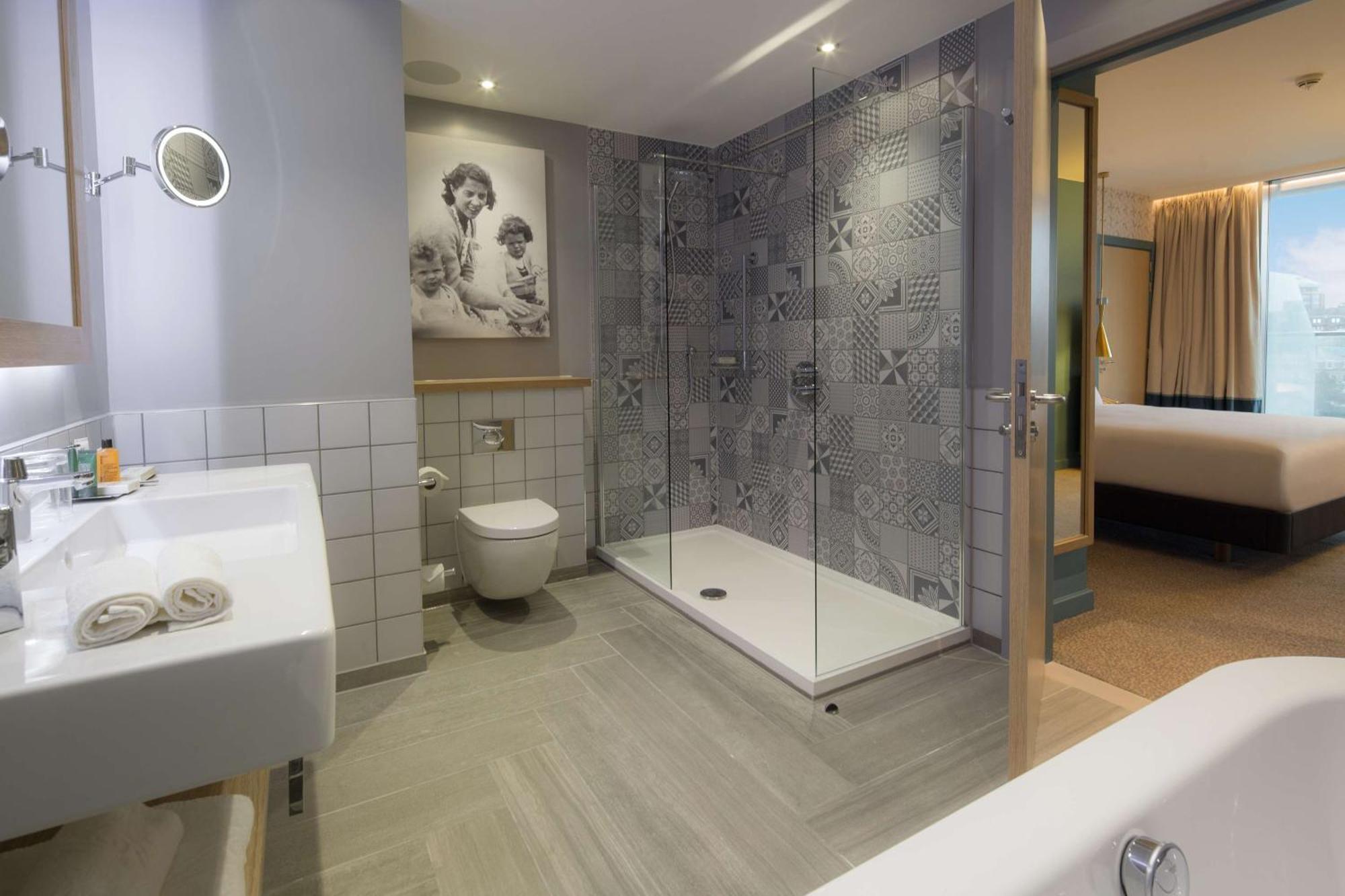 One-Bedroom King Suite,1548879901:JPEG
