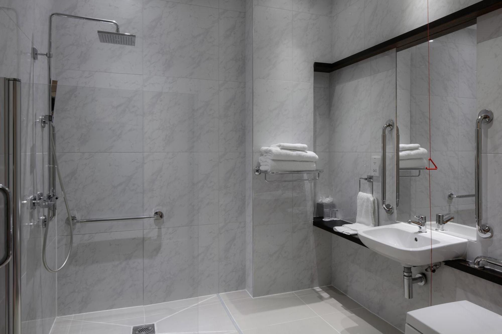 Twin Room - Mobility Access,1499629186:JPEG