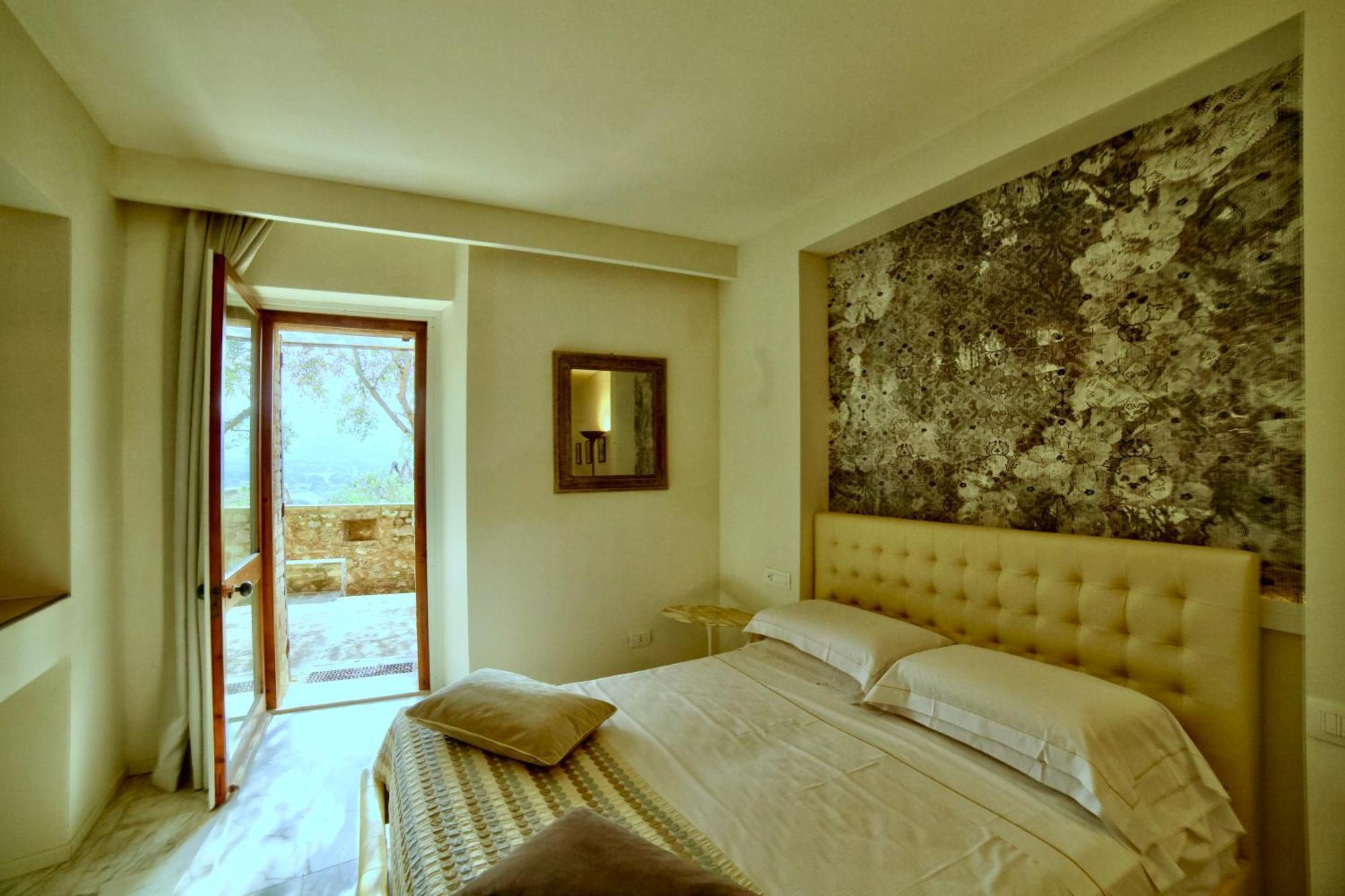 Deluxe Room,812510166:JPEG