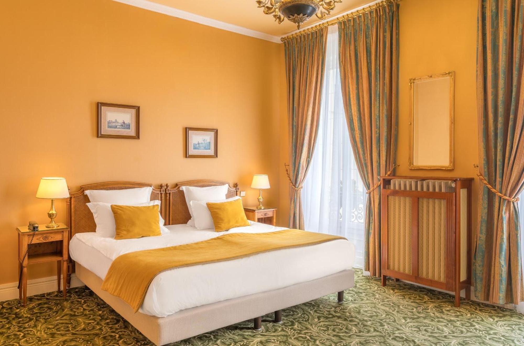 Deluxe Zweibettzimmer
