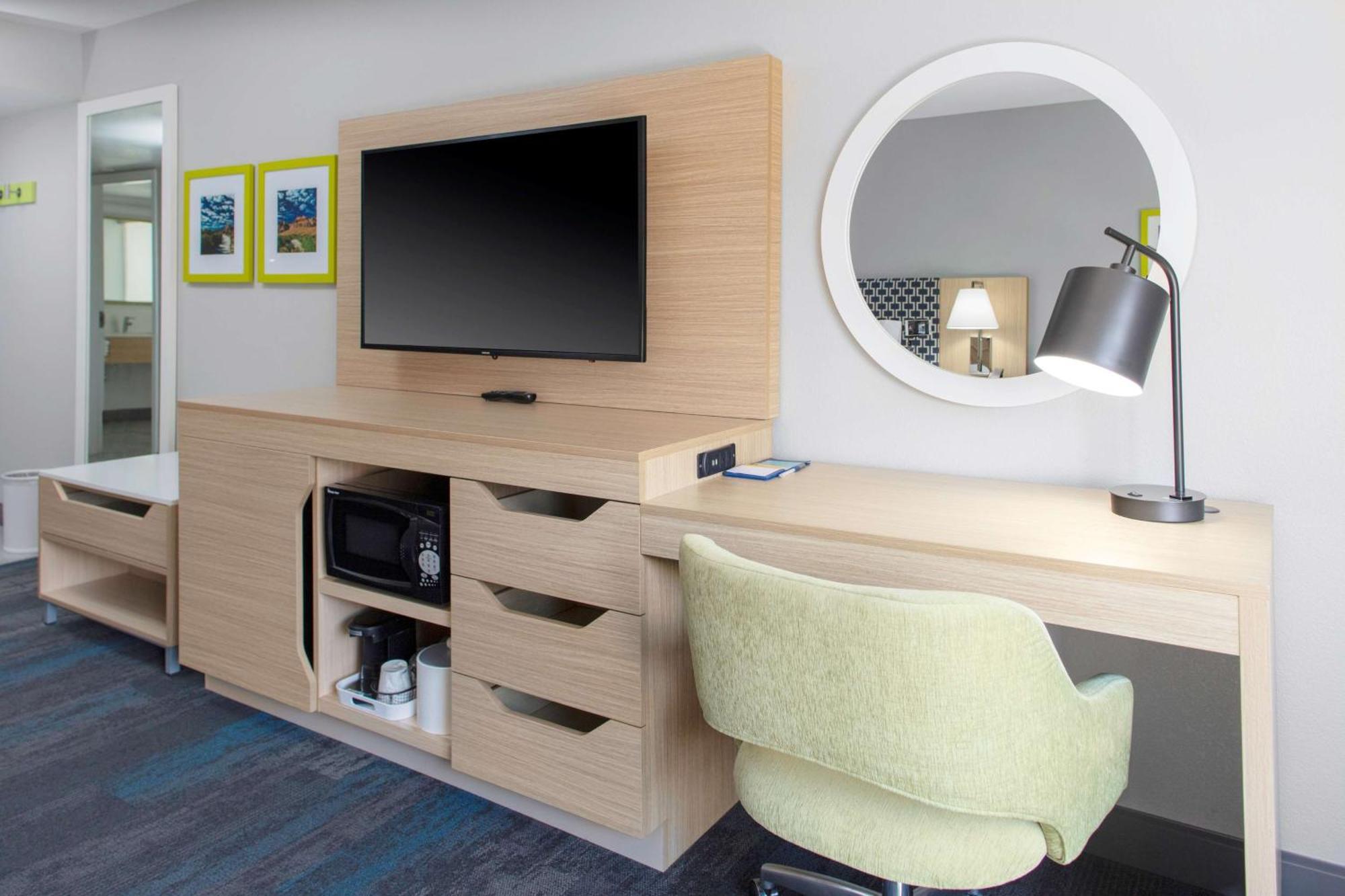 Double Room - Non-Smoking,1551299119:JPEG
