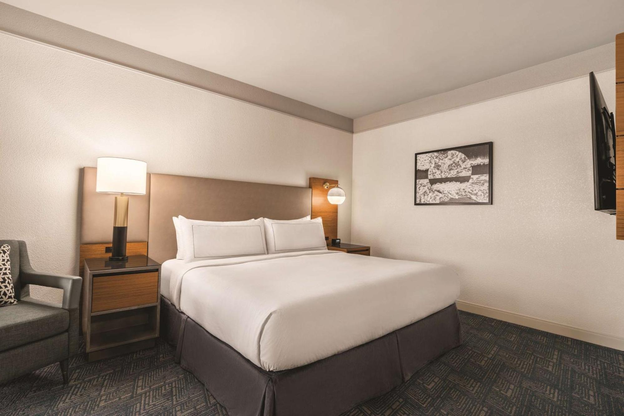 Zimmer mit Kingsize-Bett und Terrasse - Nichtraucher