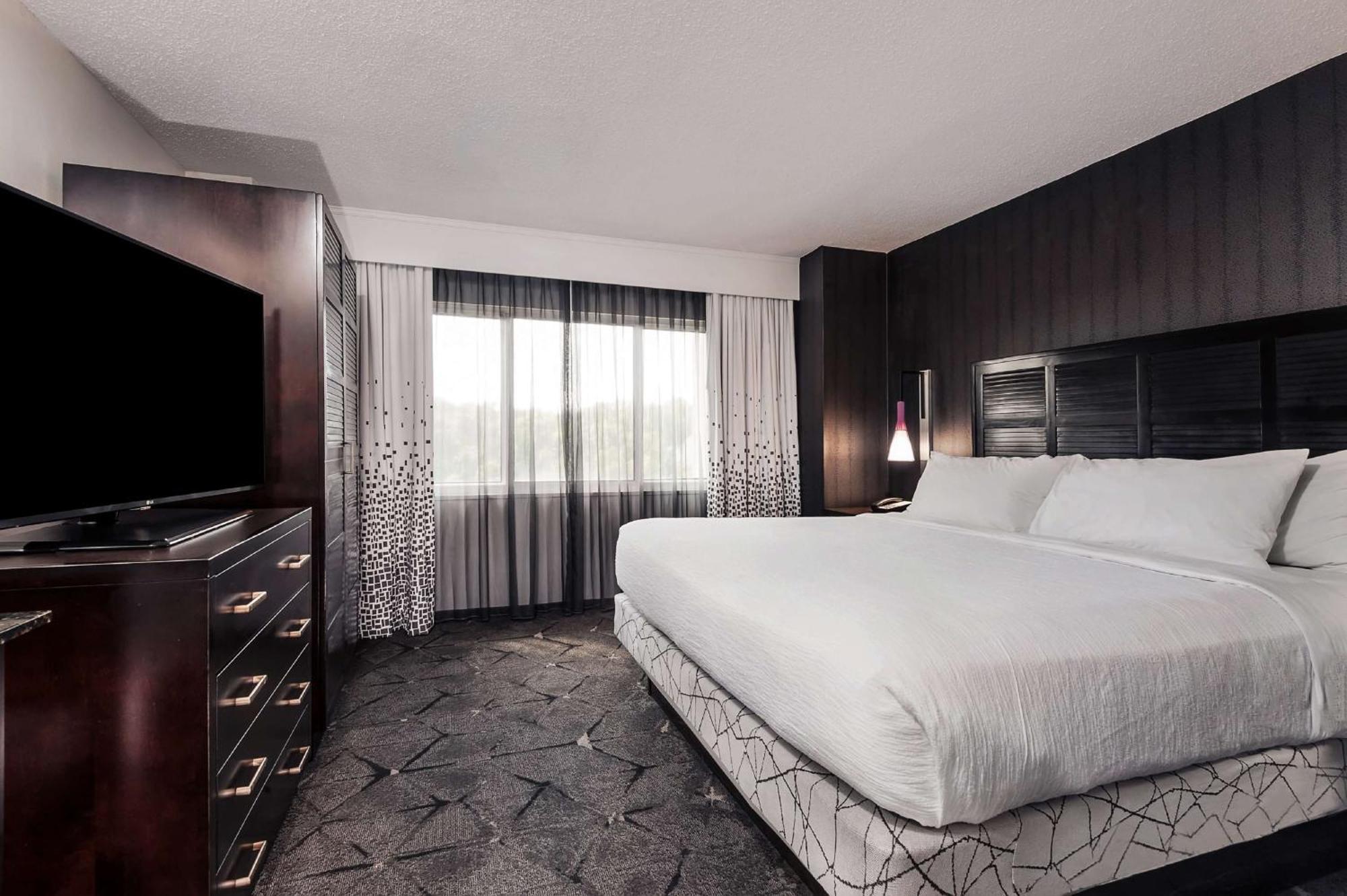 Two-Room King Suite