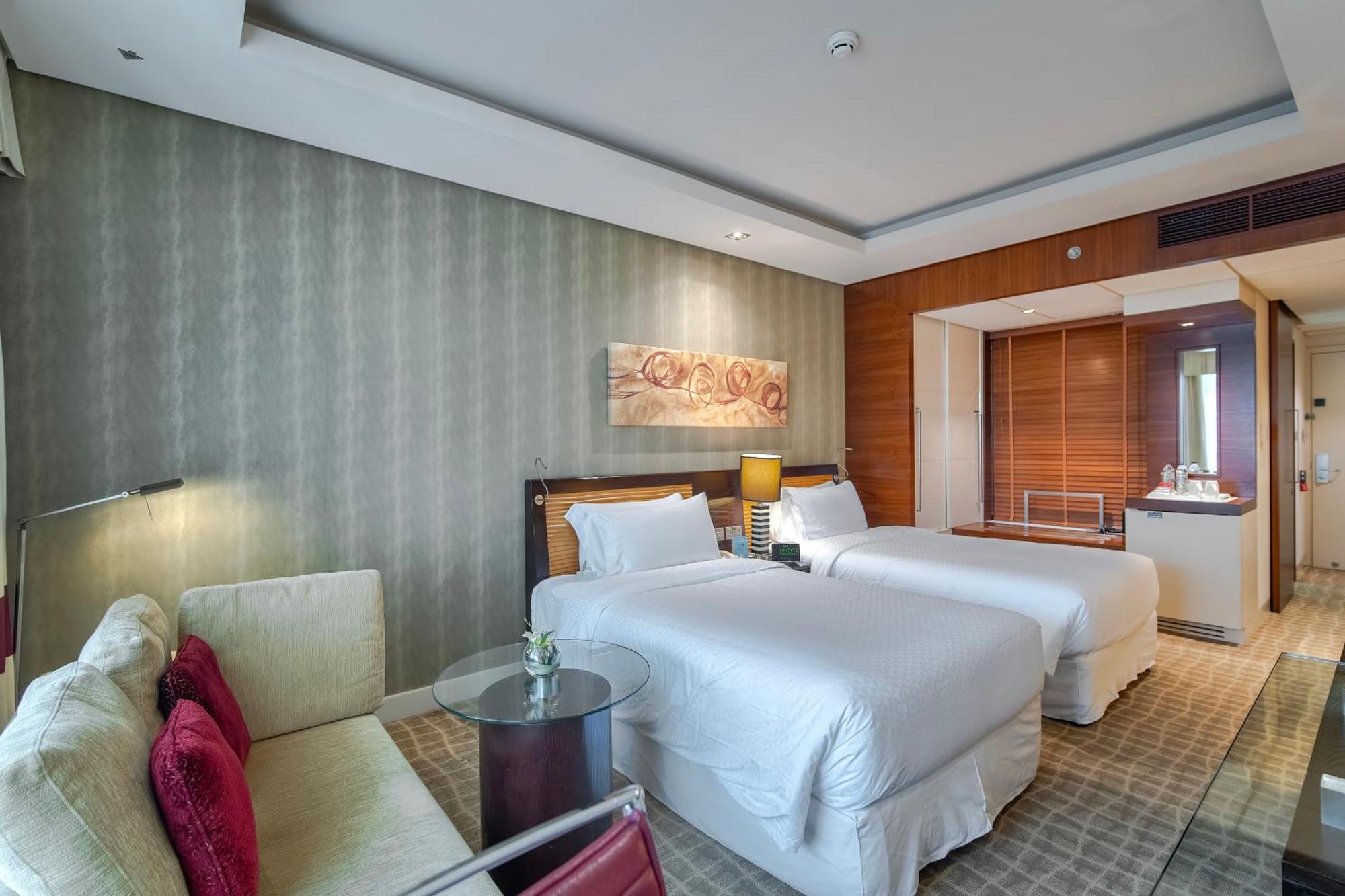Deluxe Room,1551559540:JPEG